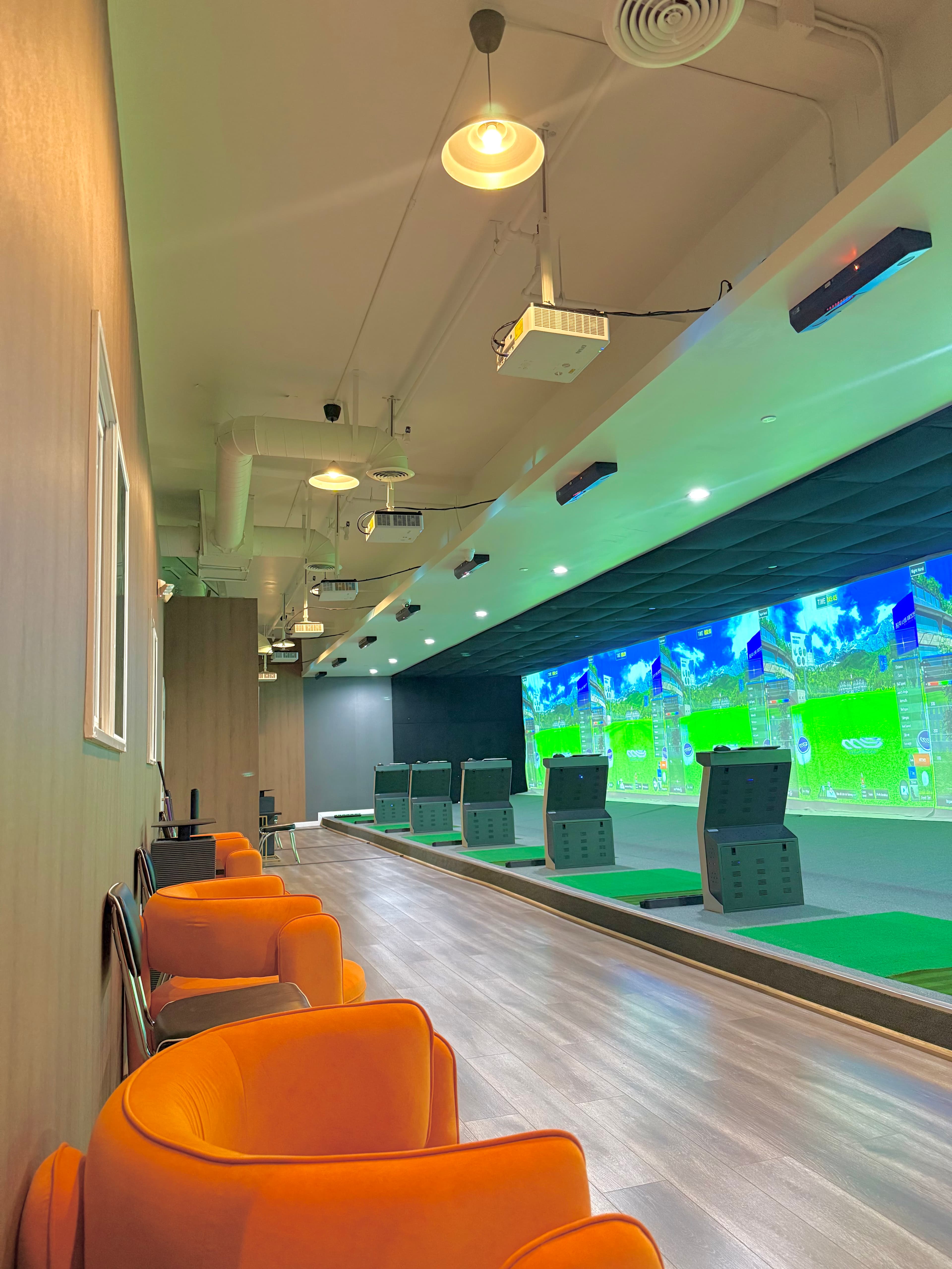 Orange Screen Golf - Image 6