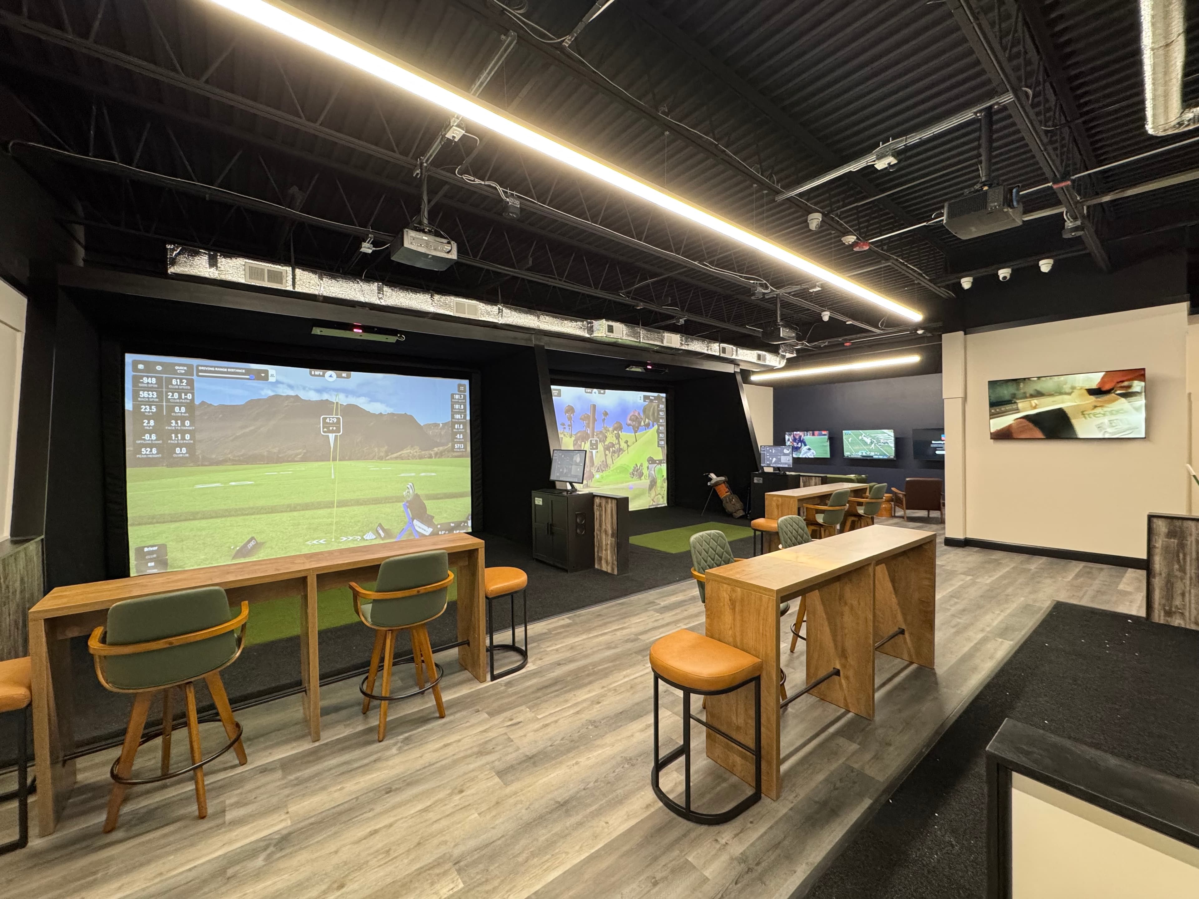 CJ Links Indoor Golf - Image 3