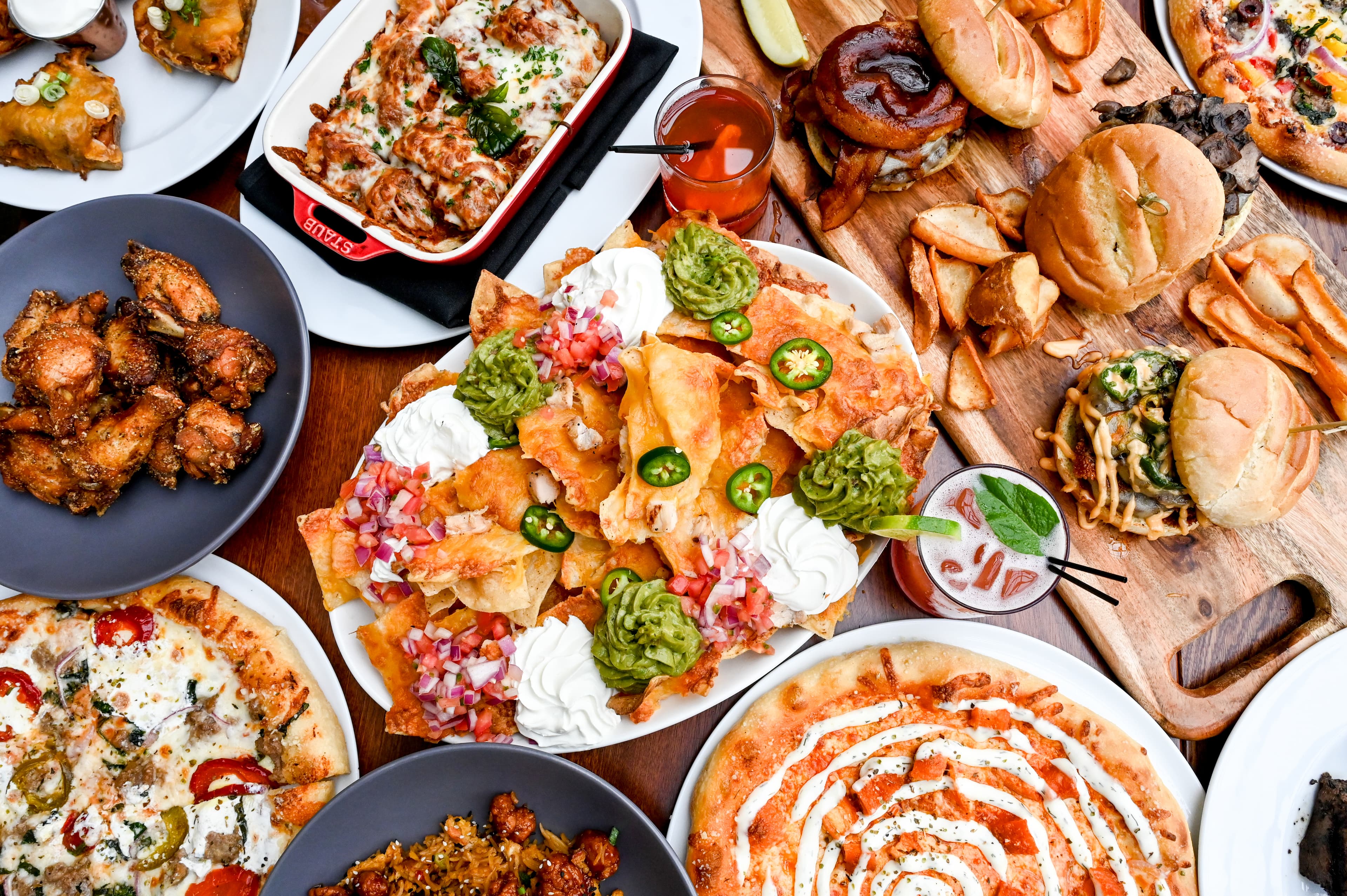 TOUR Golf & Grill - Image 1