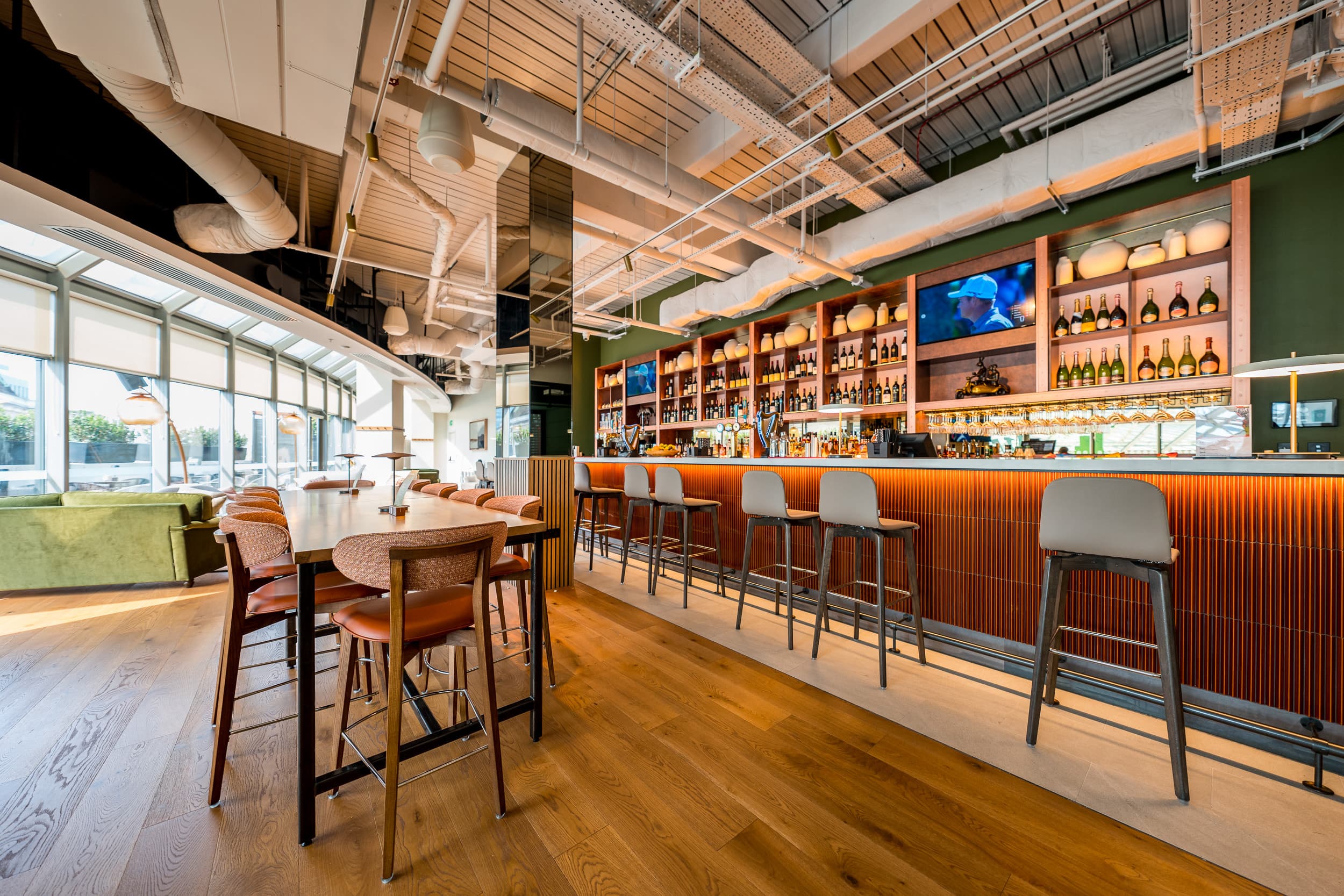 Caddi Club Wimbledon - Image 15