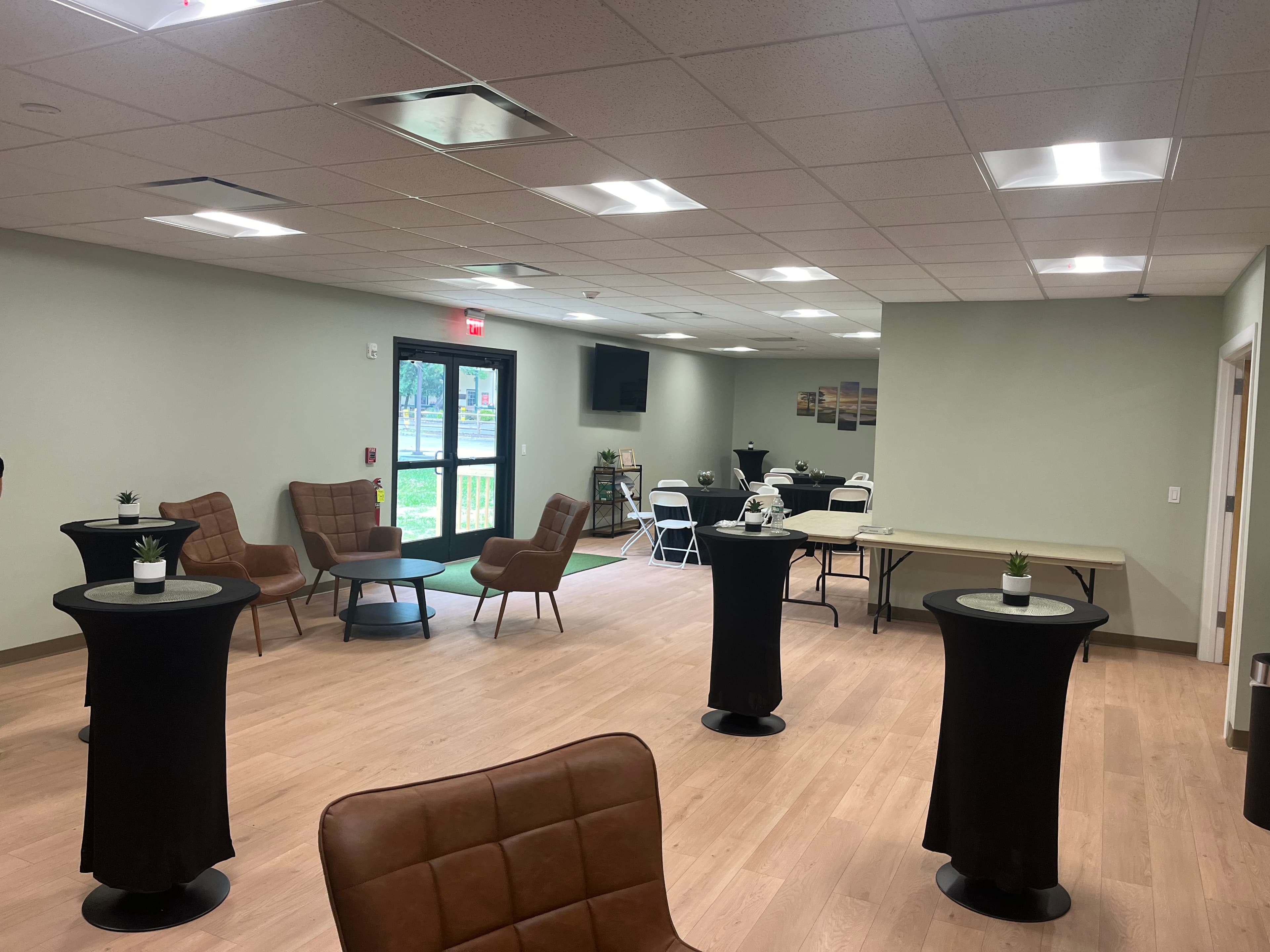 The 10th Hole - Image 4