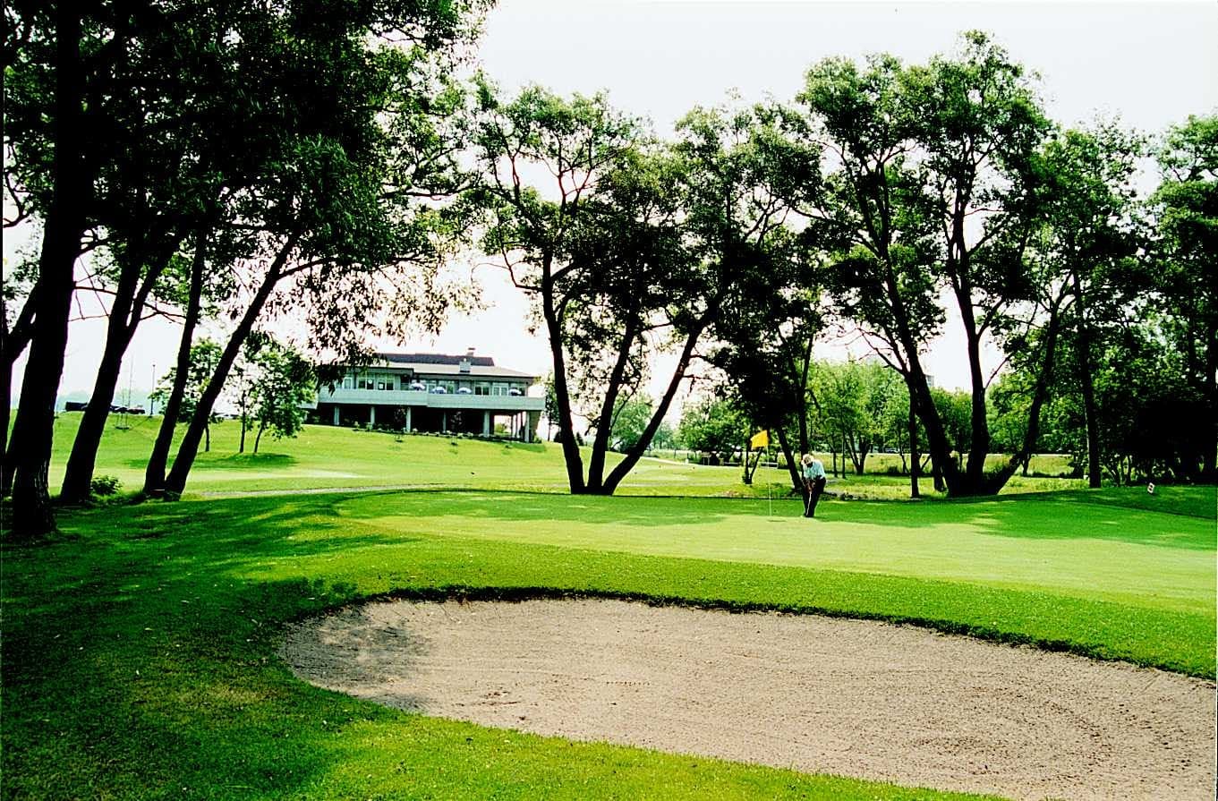 Harmony Creek Golf Centre Ltd - Image 9