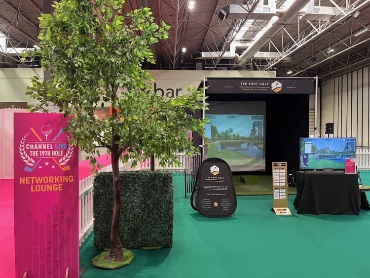 Tee Shot Golf - Mobile Golf Simulator Hire - Image 2