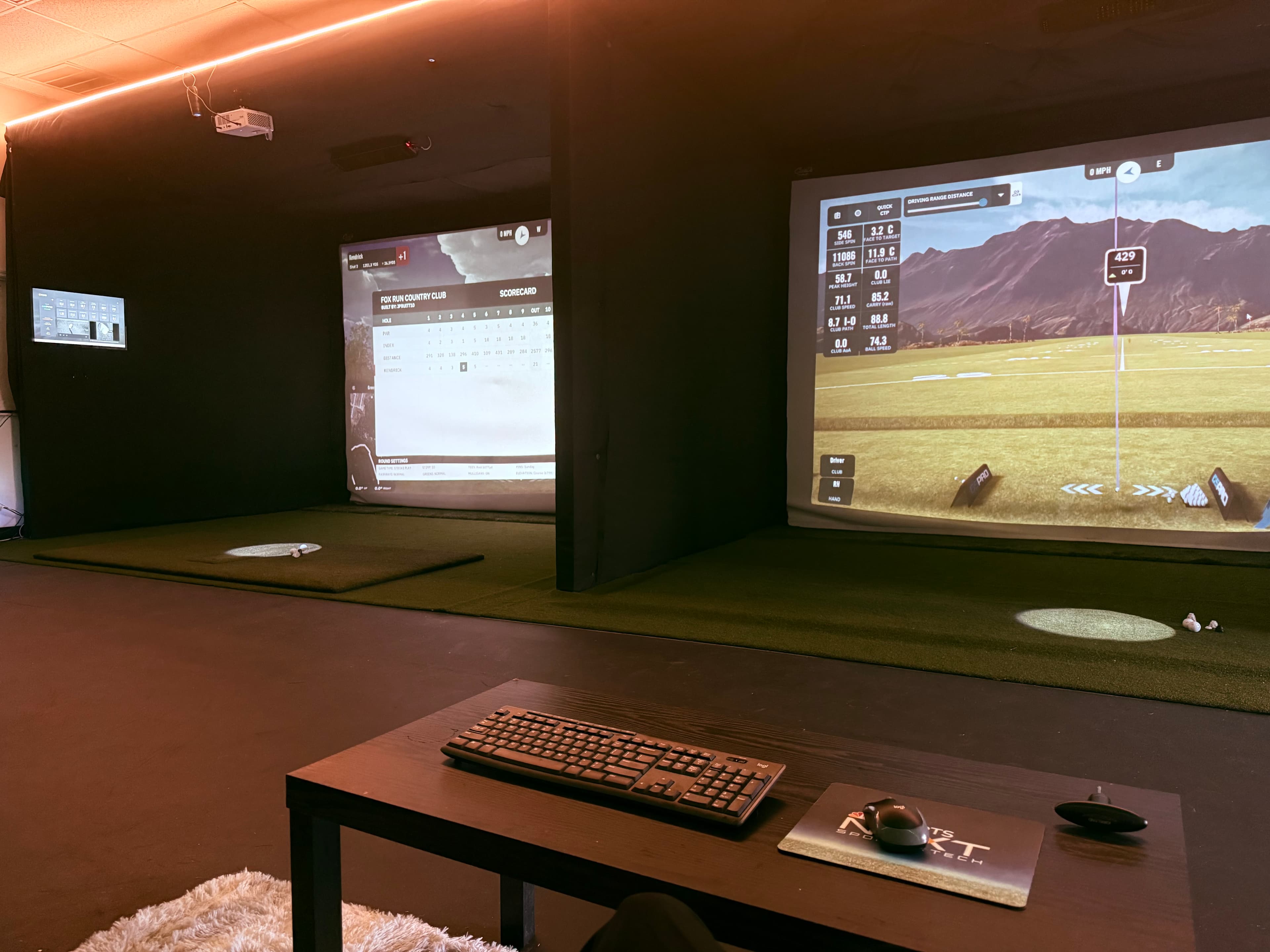 Easley Golf Lounge - Image 1