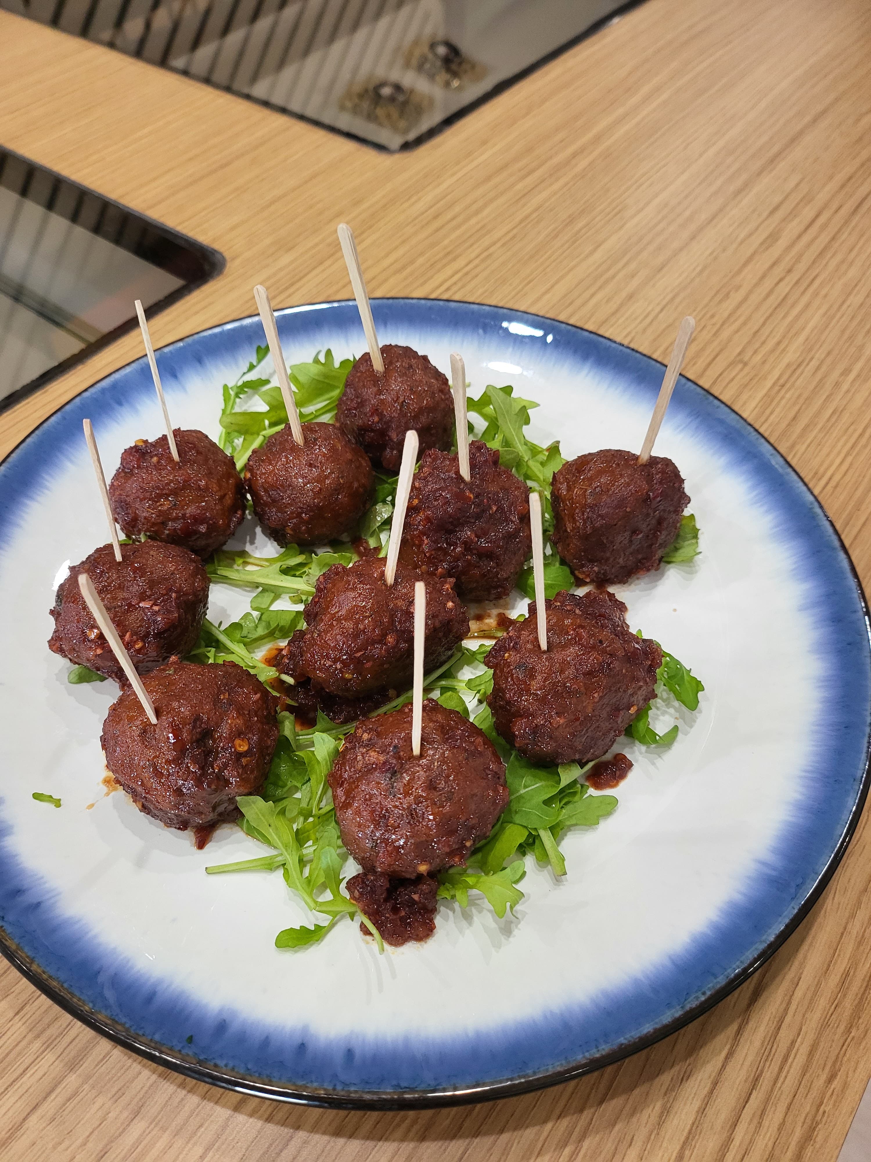 Tee Time Bar Elite Club Texas - Image 4