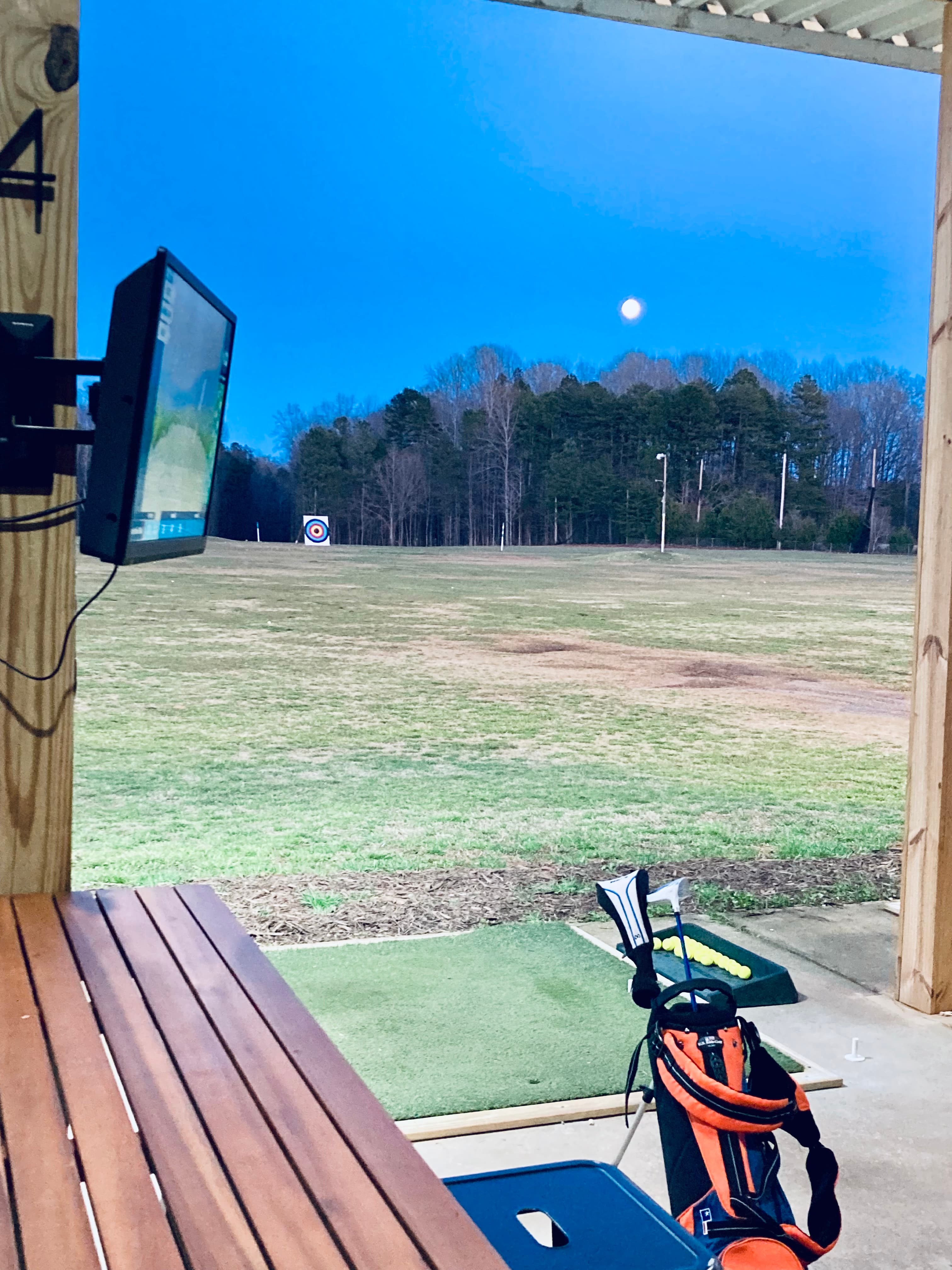 Hang Time Golf - Image 2