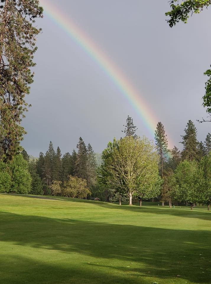 Grants Pass Golf Club - Image 9