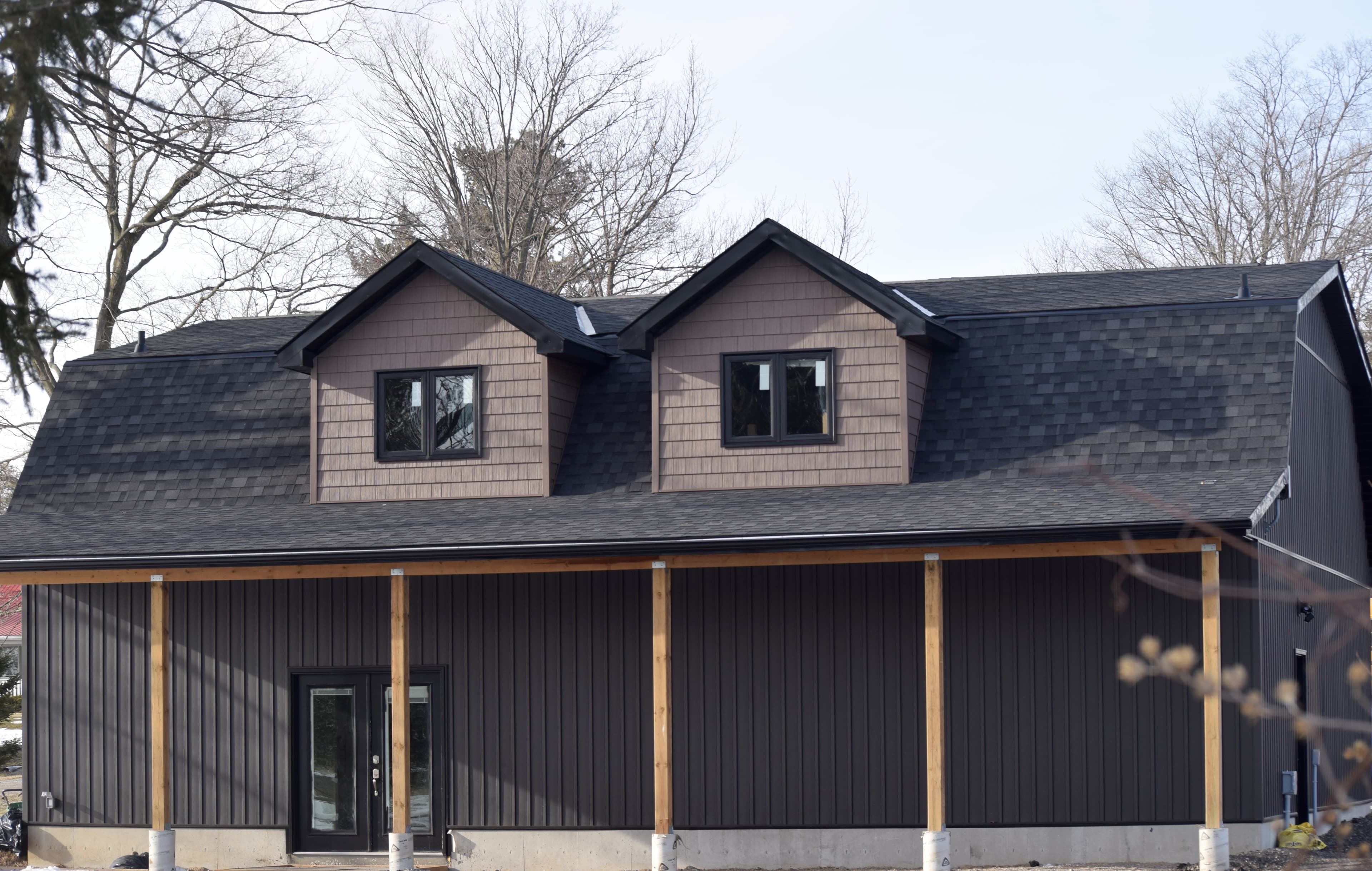 The Golf Barn - Image 1