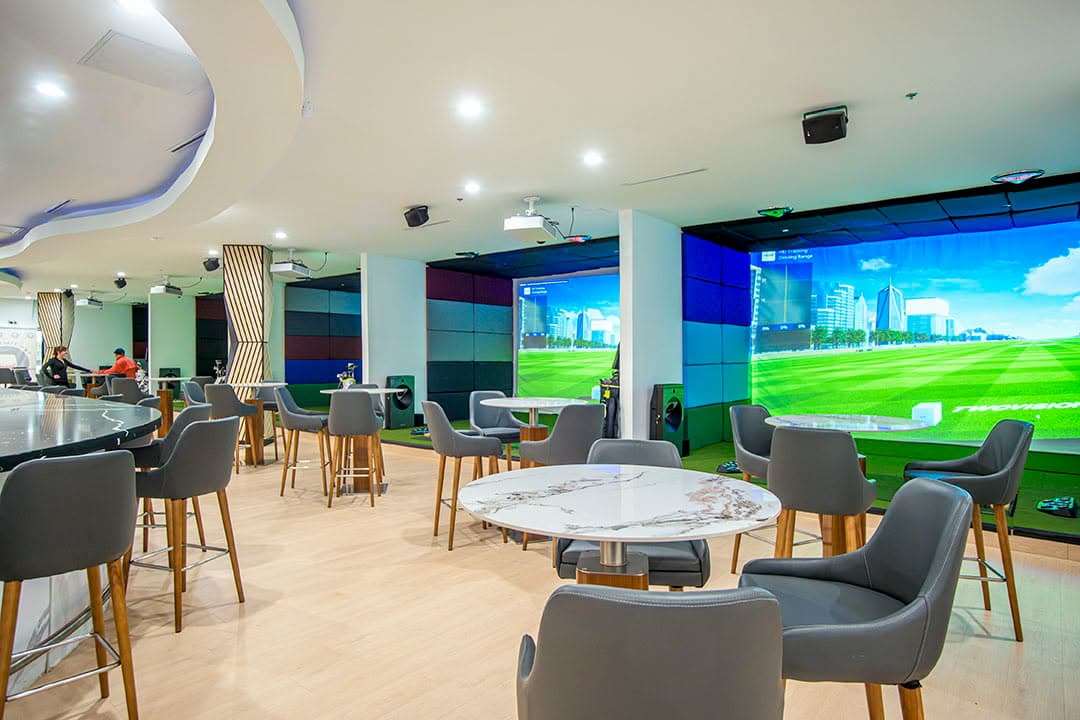 Tee Time Bar Elite Club Texas - Image 9