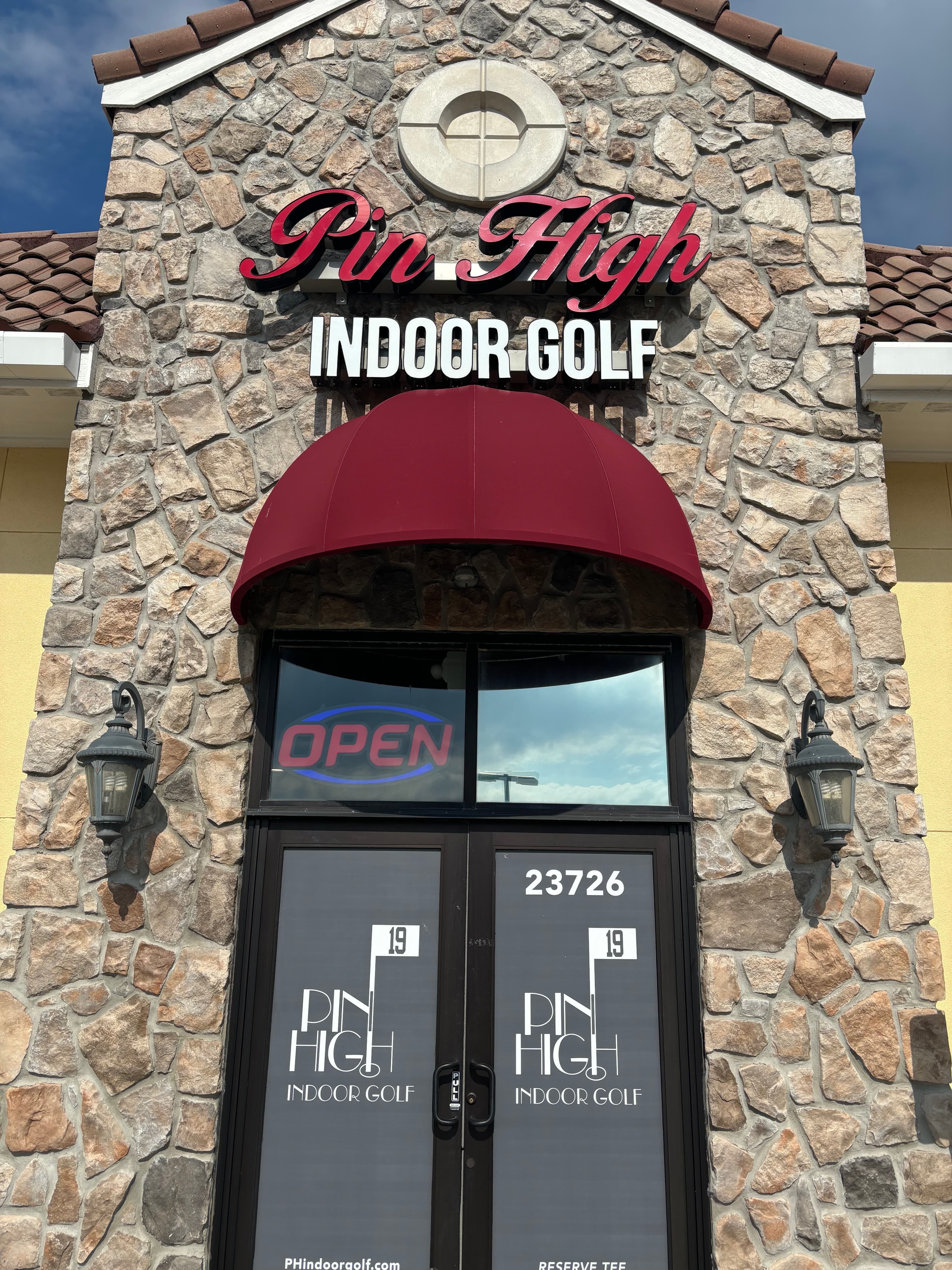 Pin High Indoor Golf - Image 10