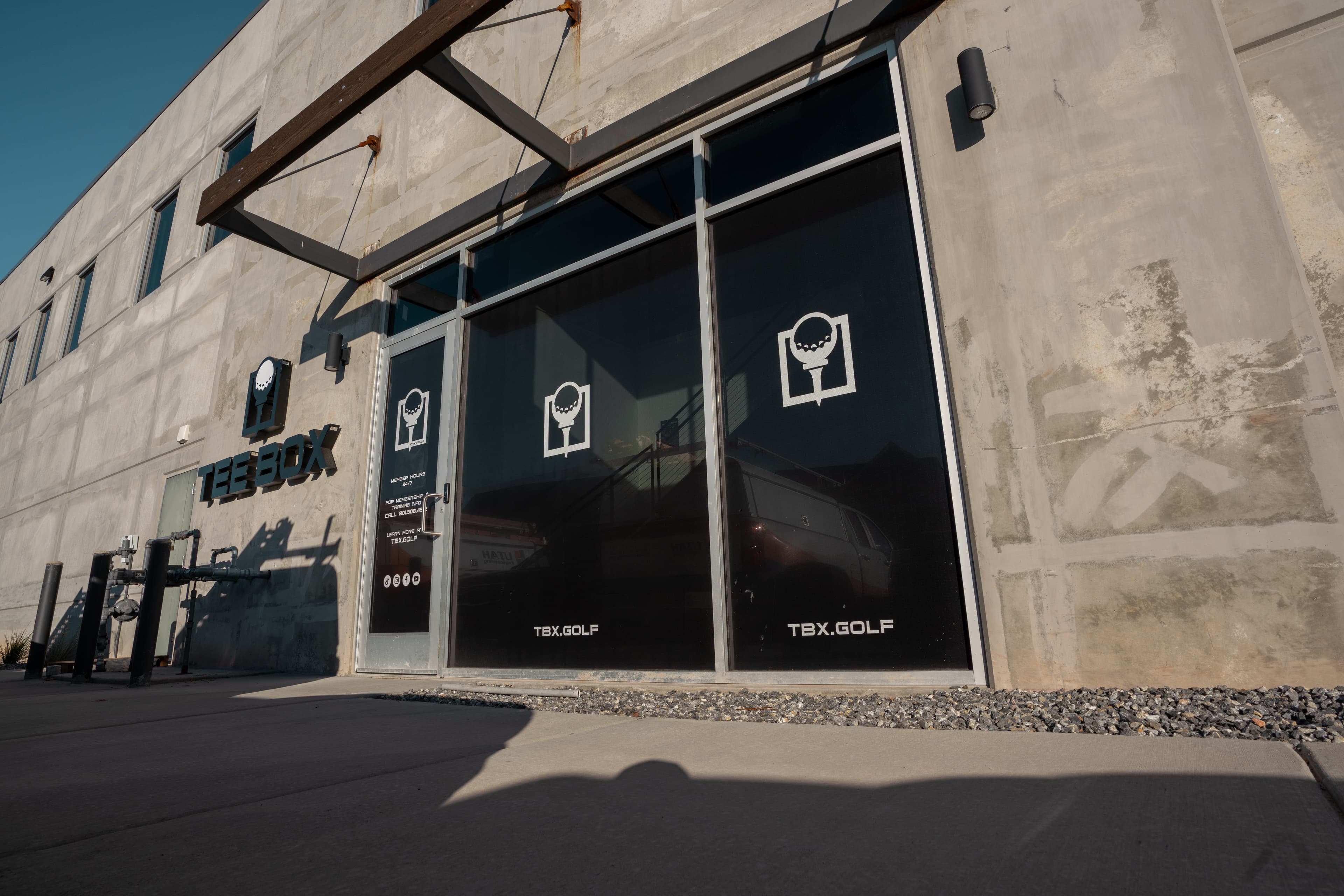 Tee Box West Haven - Image 3