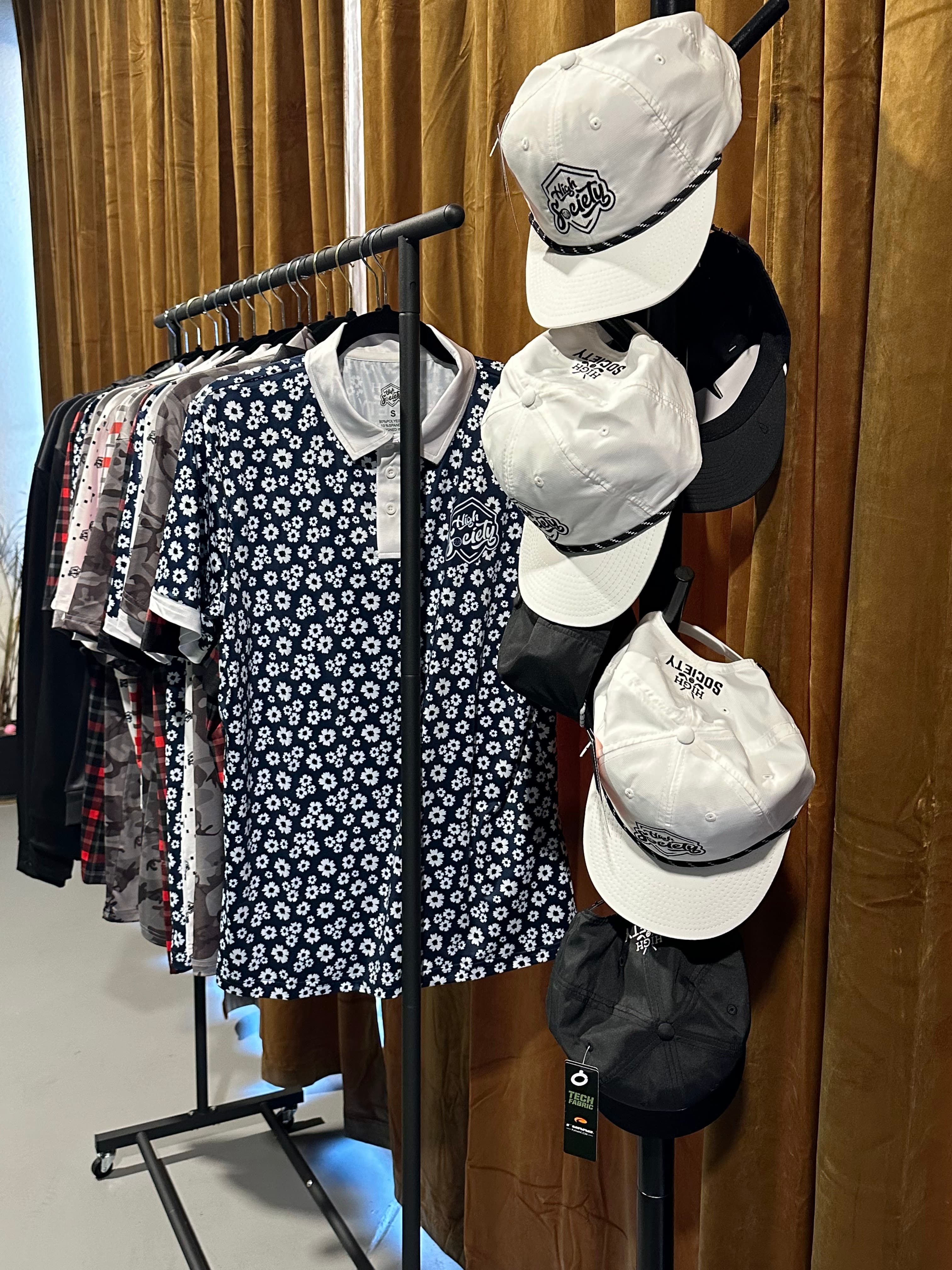 Club Twirl Golf Lounge - Image 9