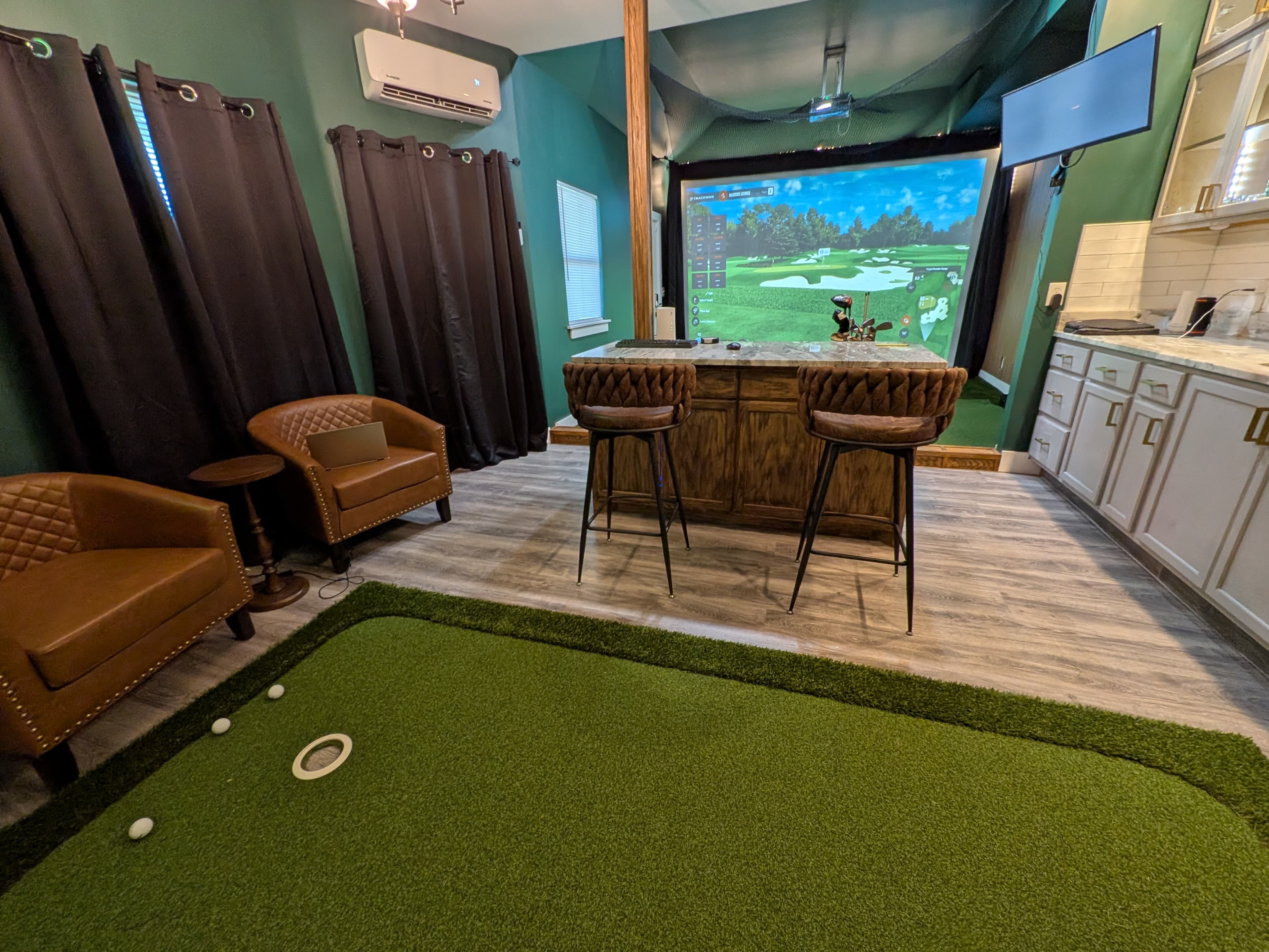 The Masters Lounge - Image 5