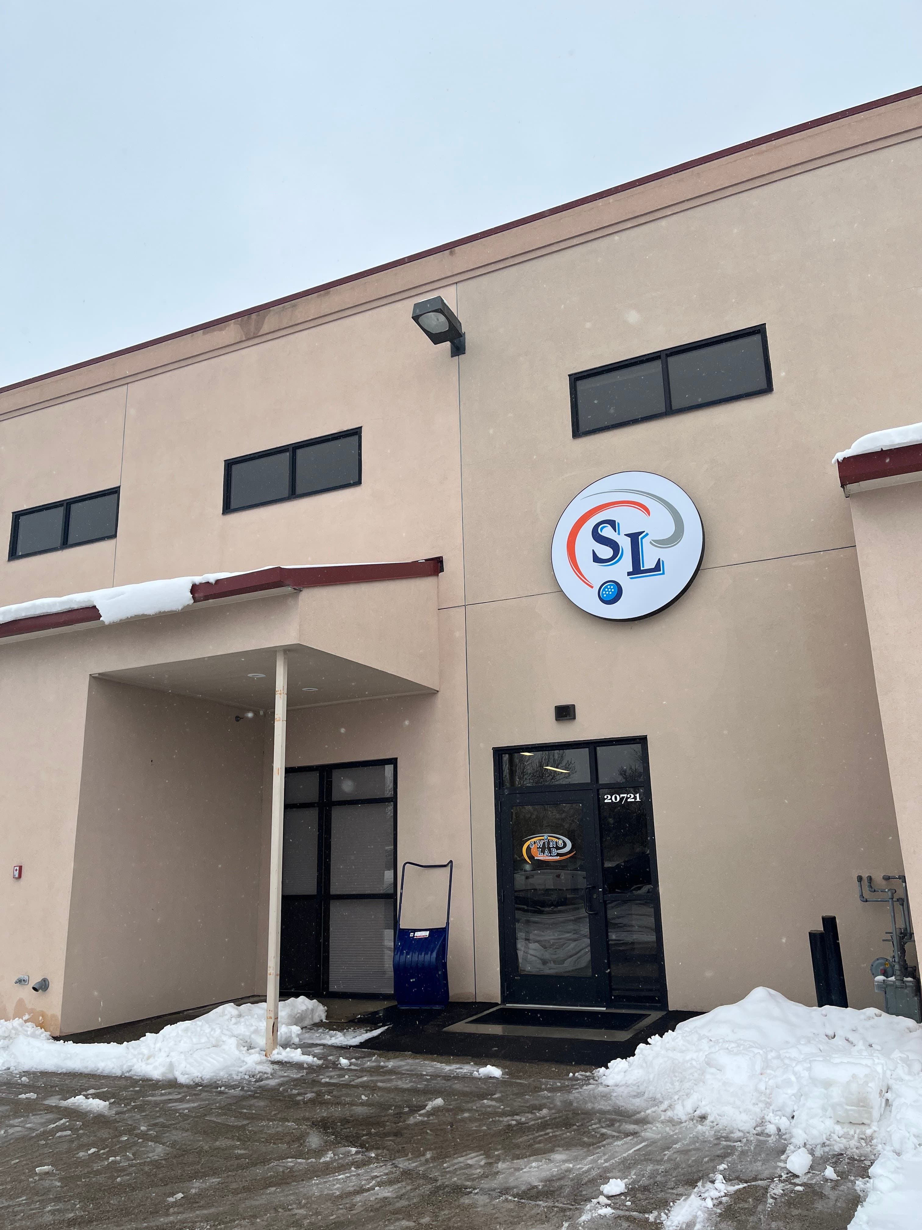 Swing Lab Performance Golf - Image 8