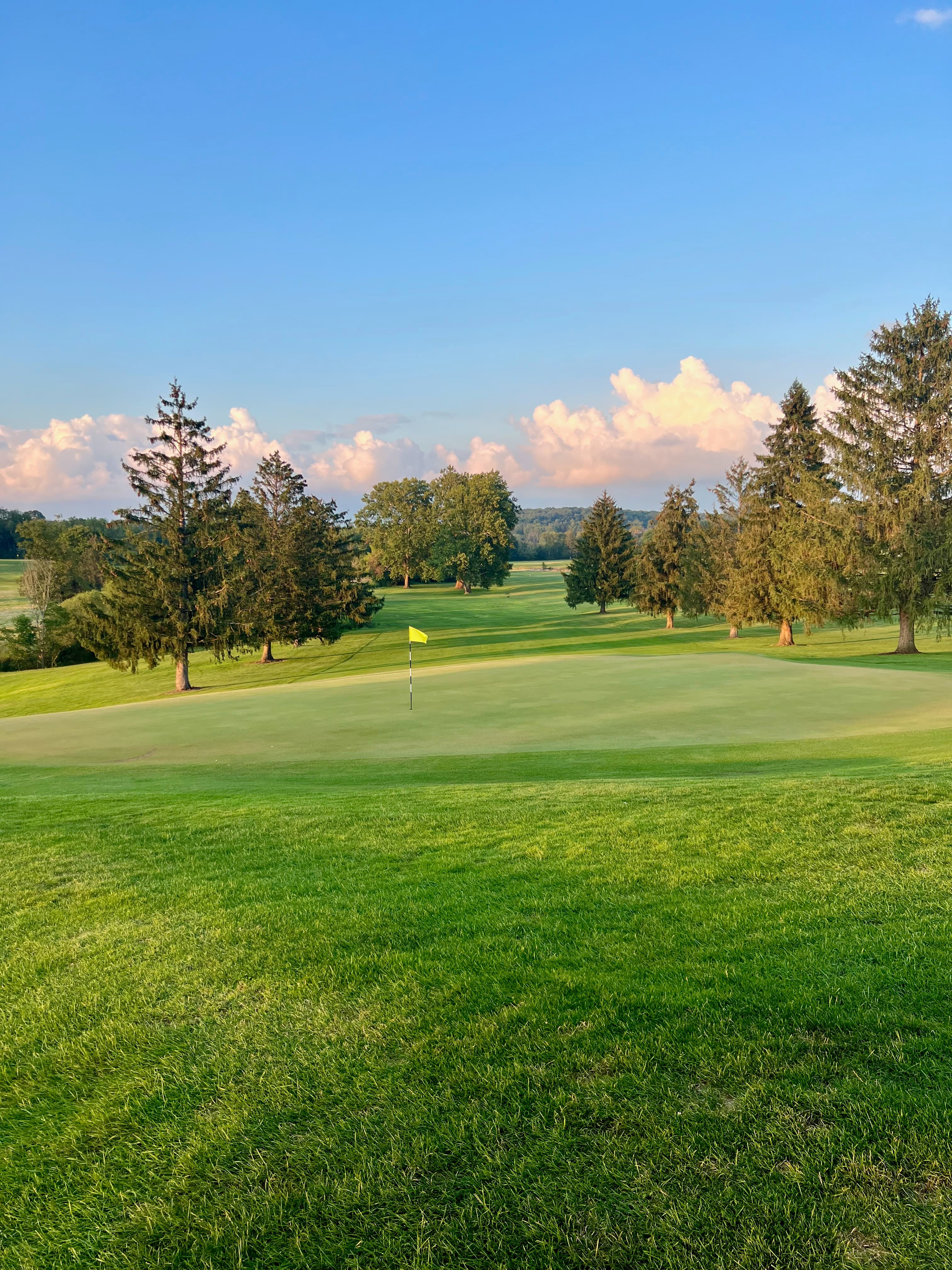 Vernon View Golf Course - Image 1