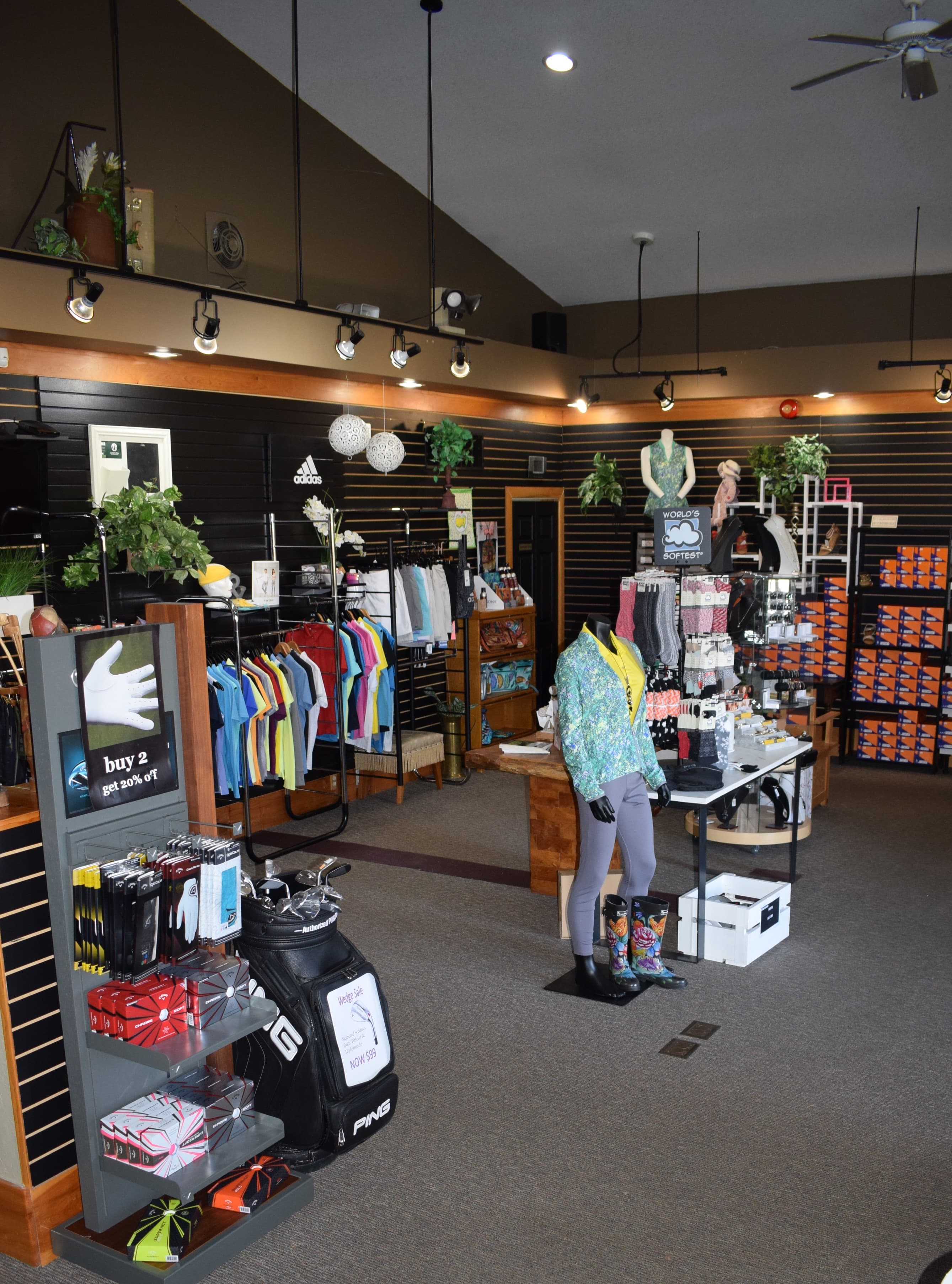 Southern Pines Golf & Country Club - Image 1