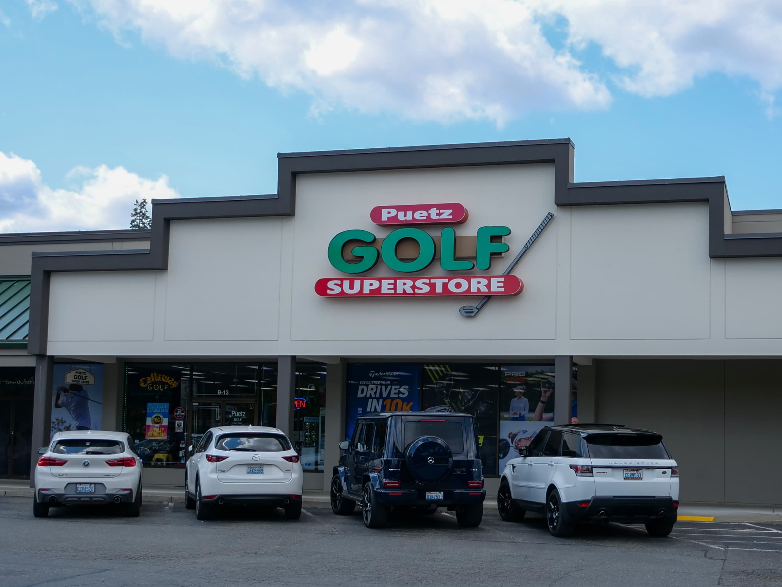 Puetz Golf Bellevue Superstore - Image 1