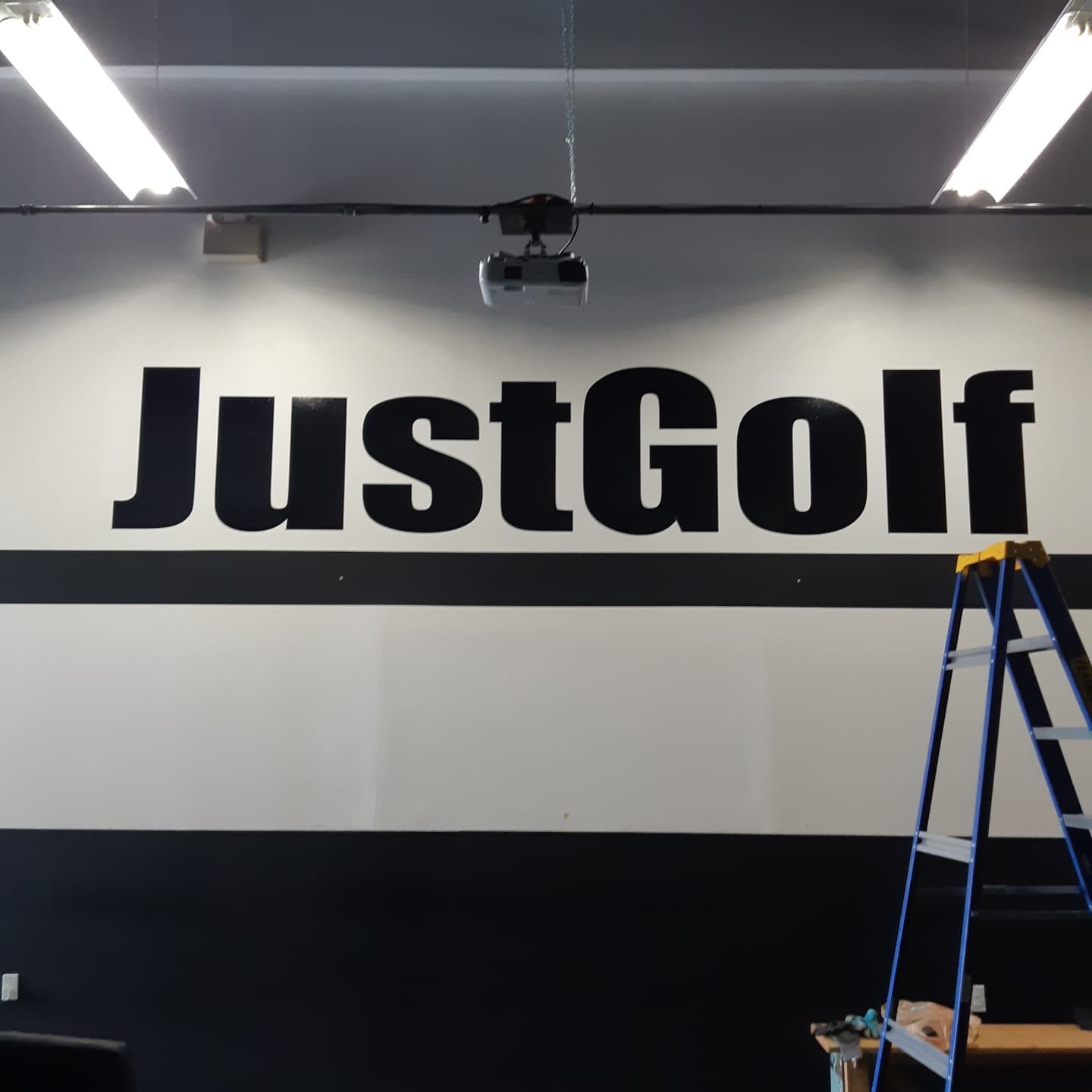 Just Golf - Golf Simulator London - Indoor Golf - Image 5