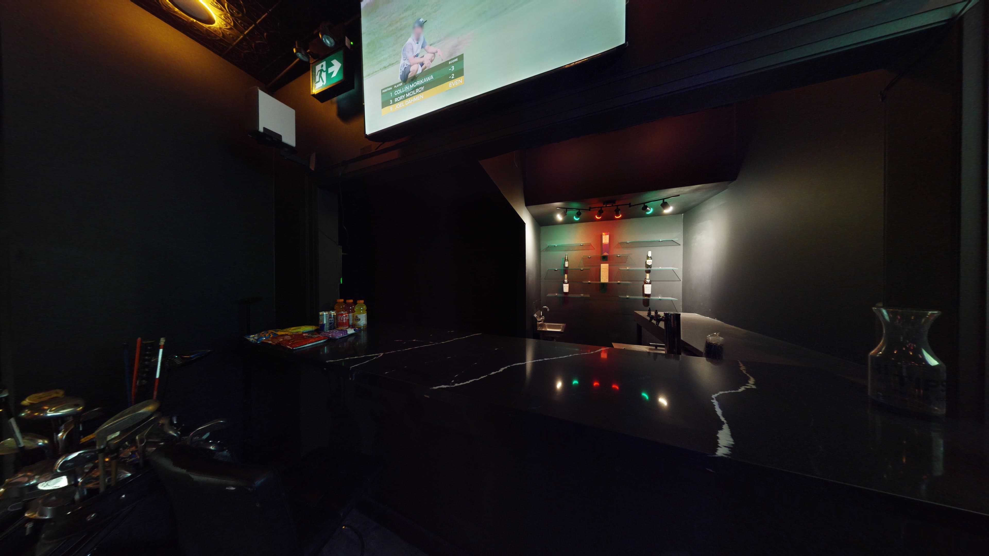 Club X Indoor Golf - Image 9