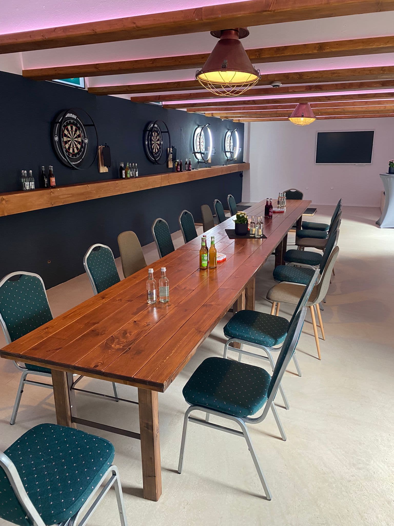 Fairway Wolfsburg - Indoorgolf, Darts und Event - Image 4