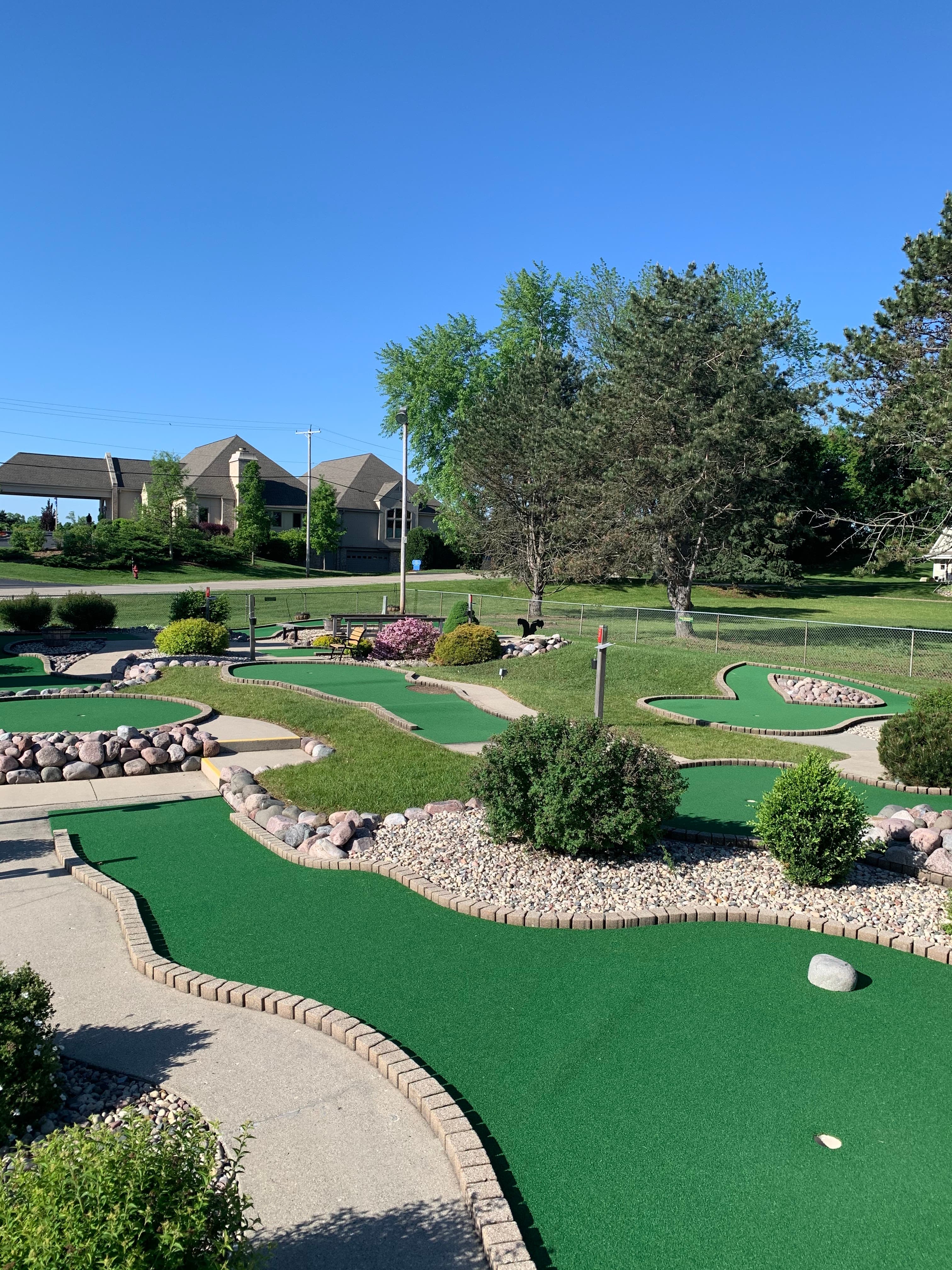 Tee-Aire Golf - Image 1