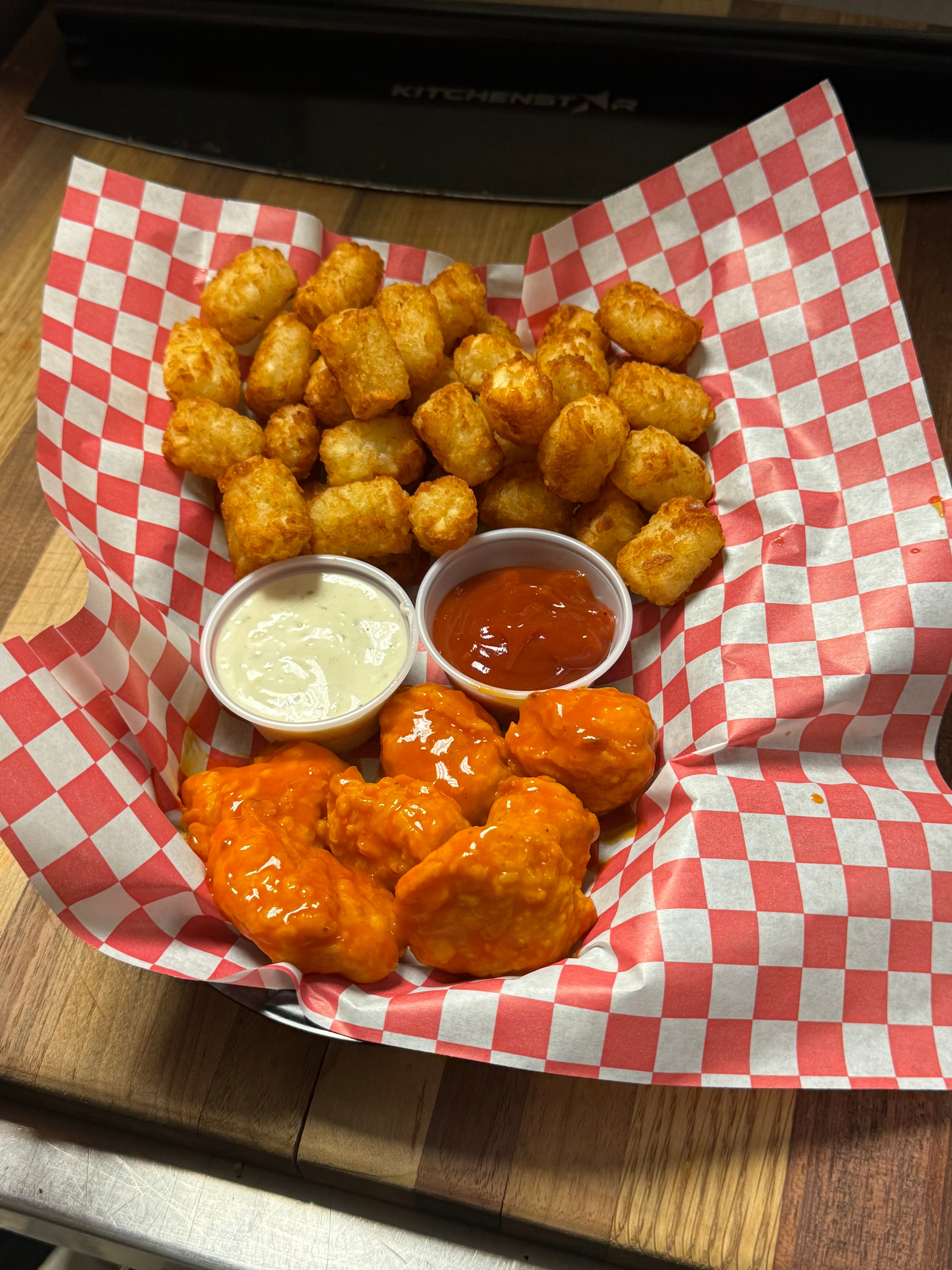 Mulligans Indoor Golf - Image 1