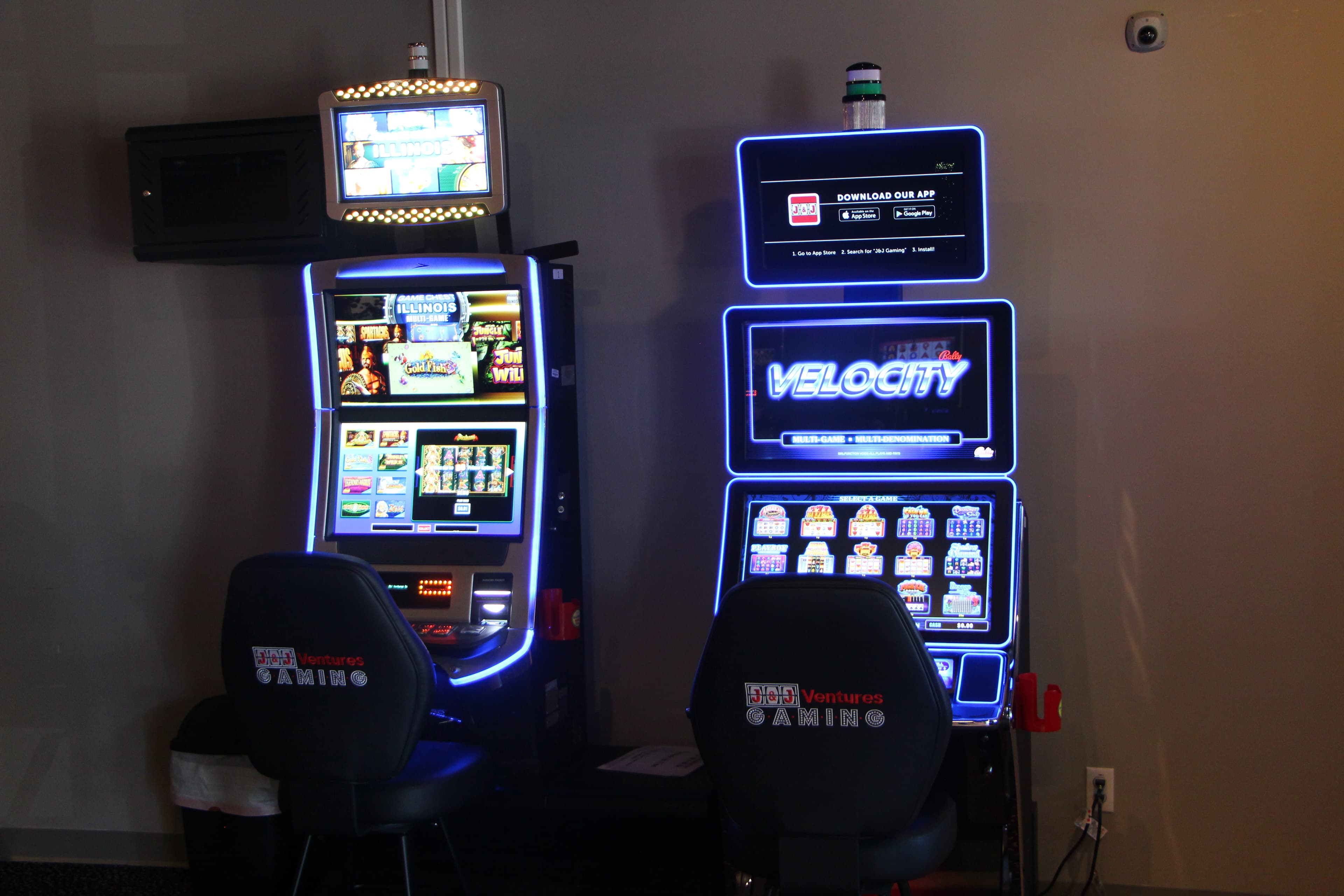 Lucky George's - Image 10