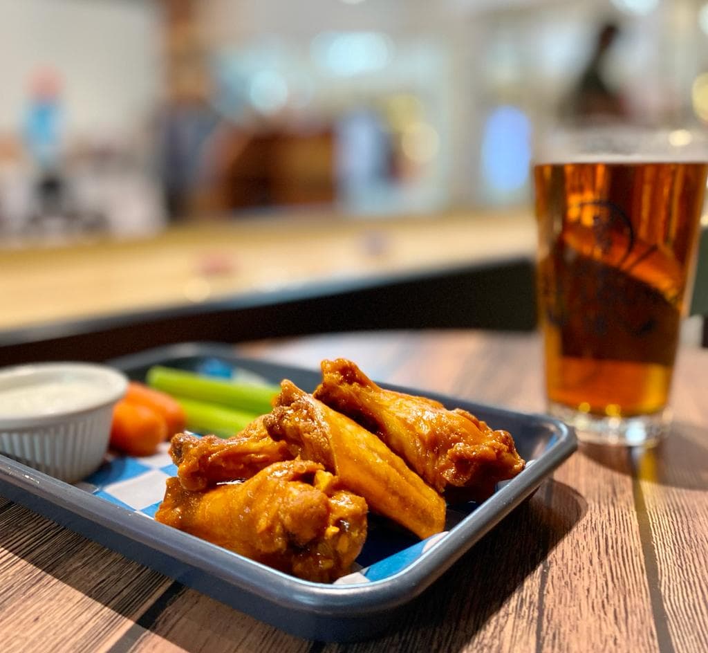 Golf Lounge 18 - Image 6