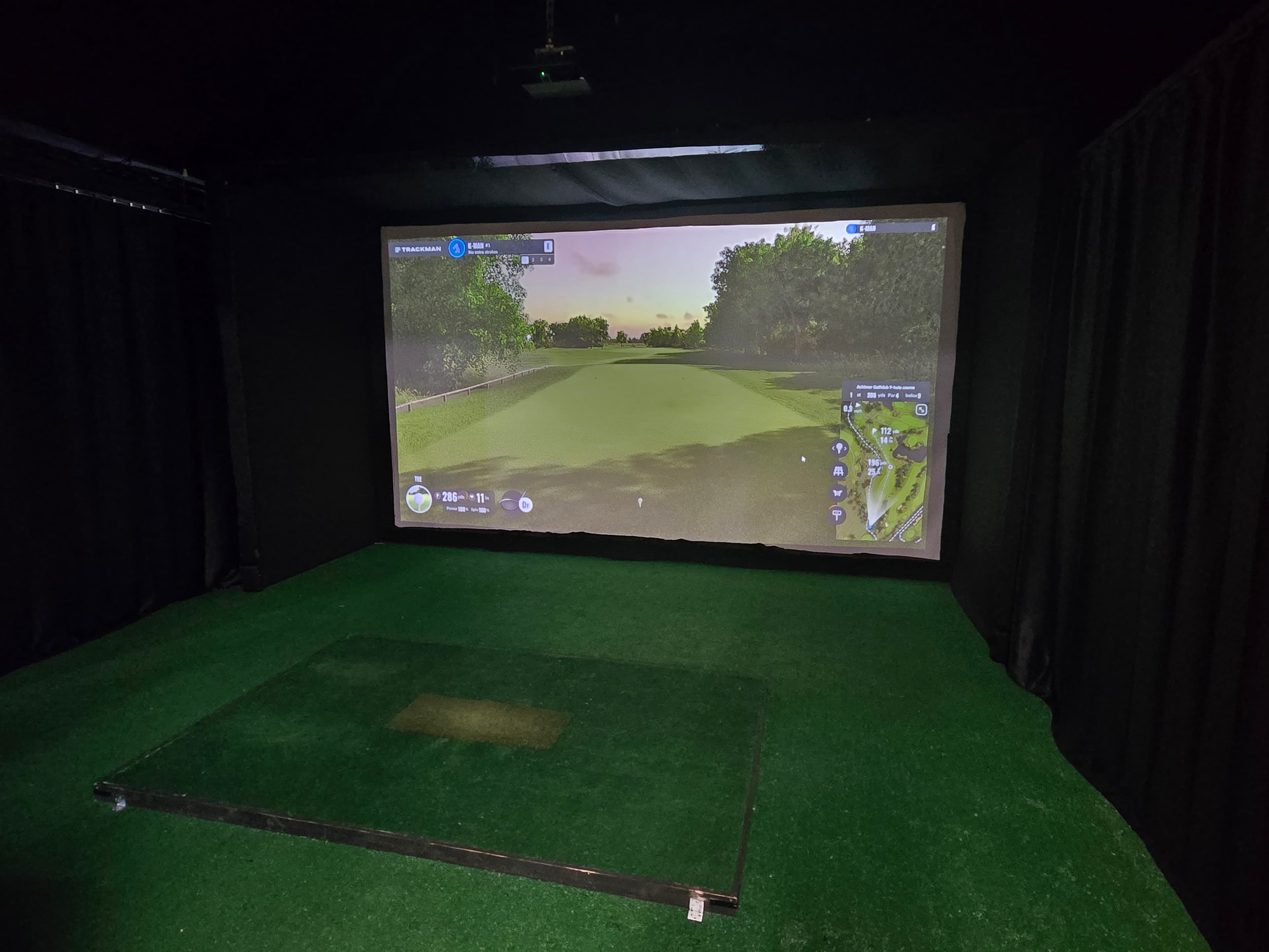 Ellsworth Indoor Golf & Grill - Image 1