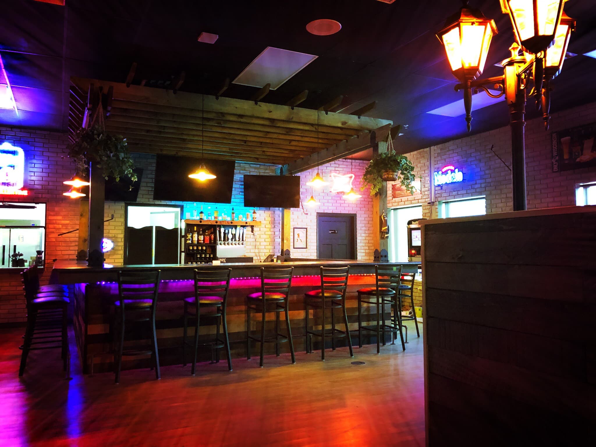 Stix Golf Entertainment - Image 3