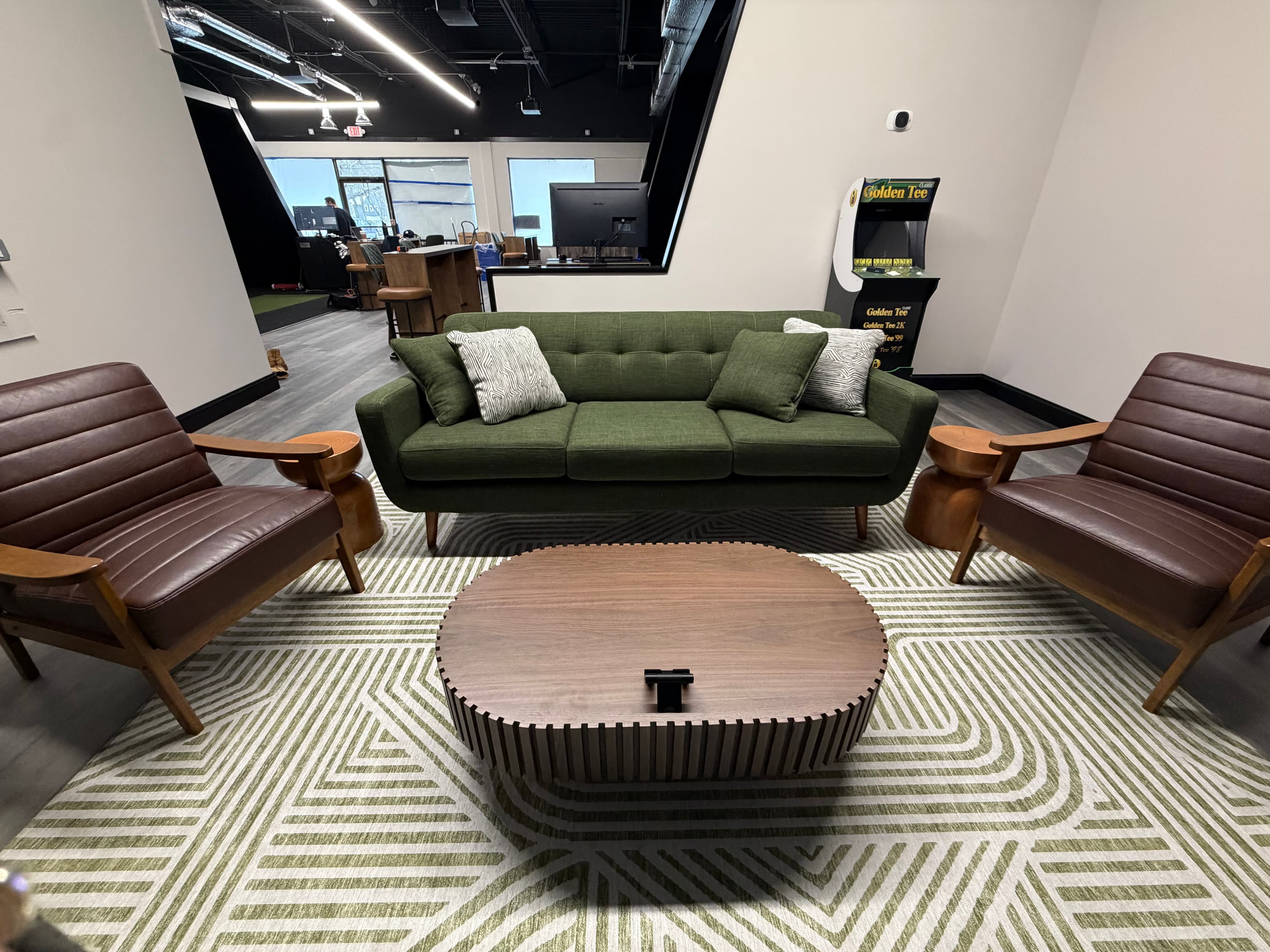 CJ Links Indoor Golf - Image 1