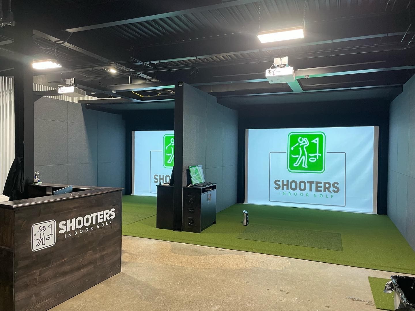 Shooters Indoor Golf - Image 2