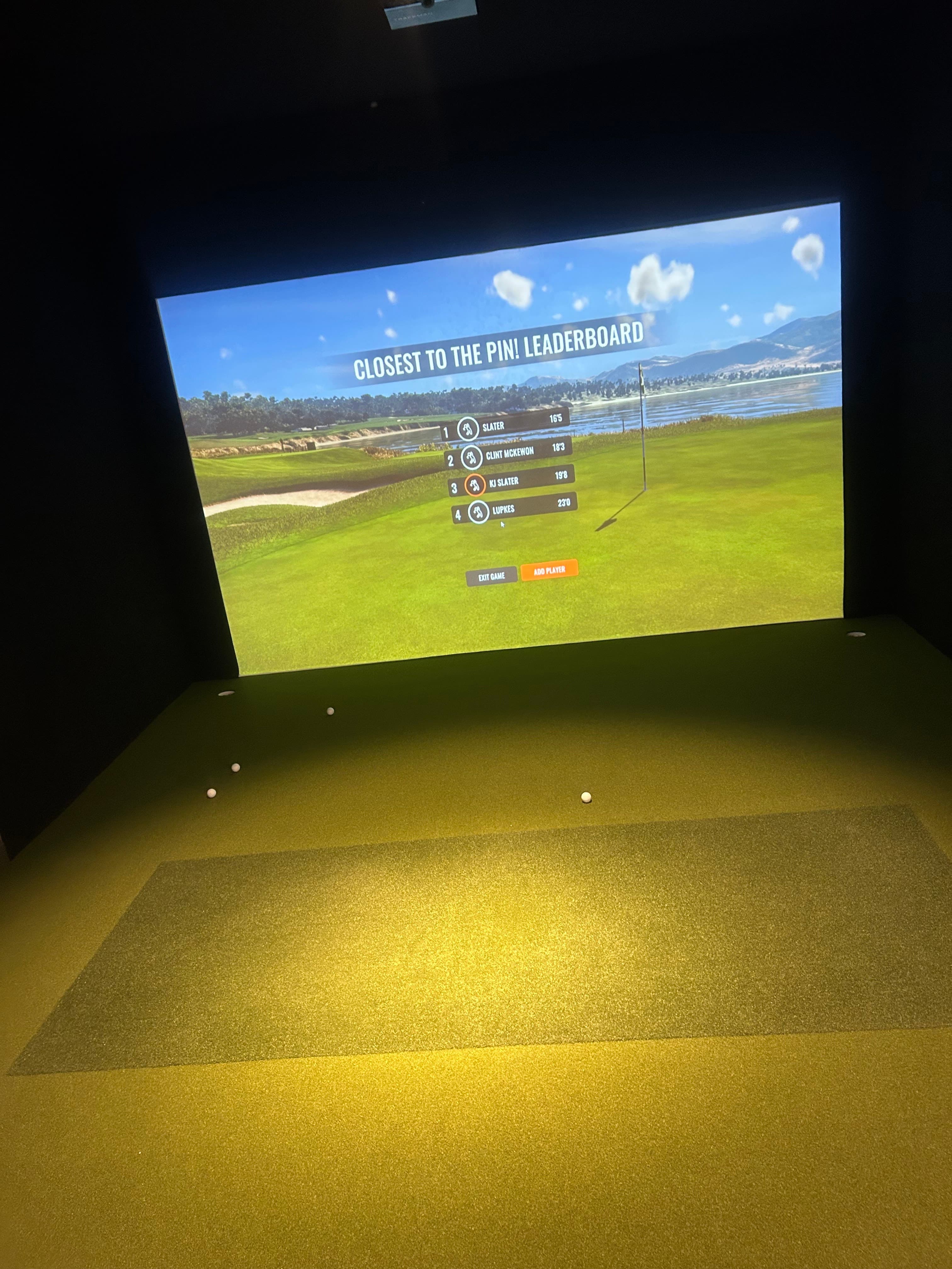 Two Rivers Golf Club, Elmwood Lounge and Simulators - Image 3