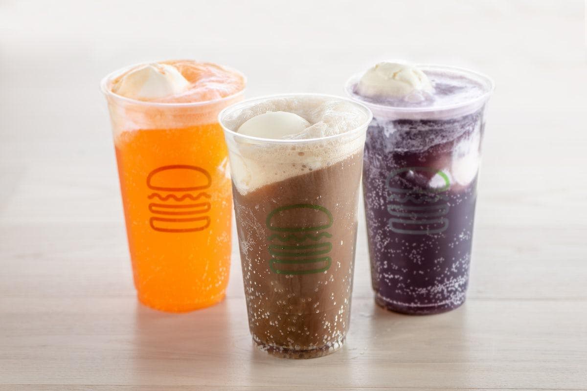 Shake Shack New Hyde Park - Image 3