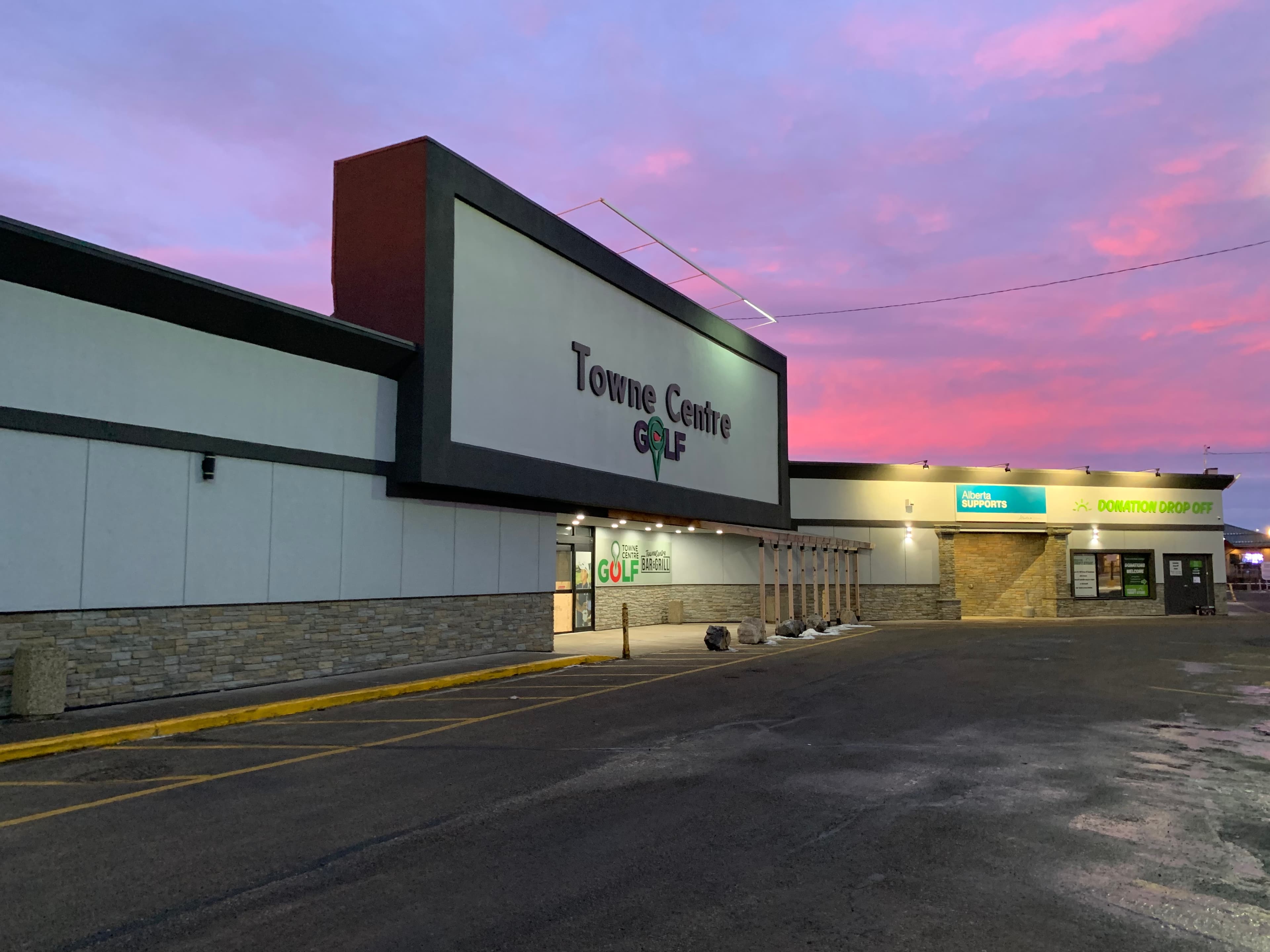 Towne Centre Golf - Image 4