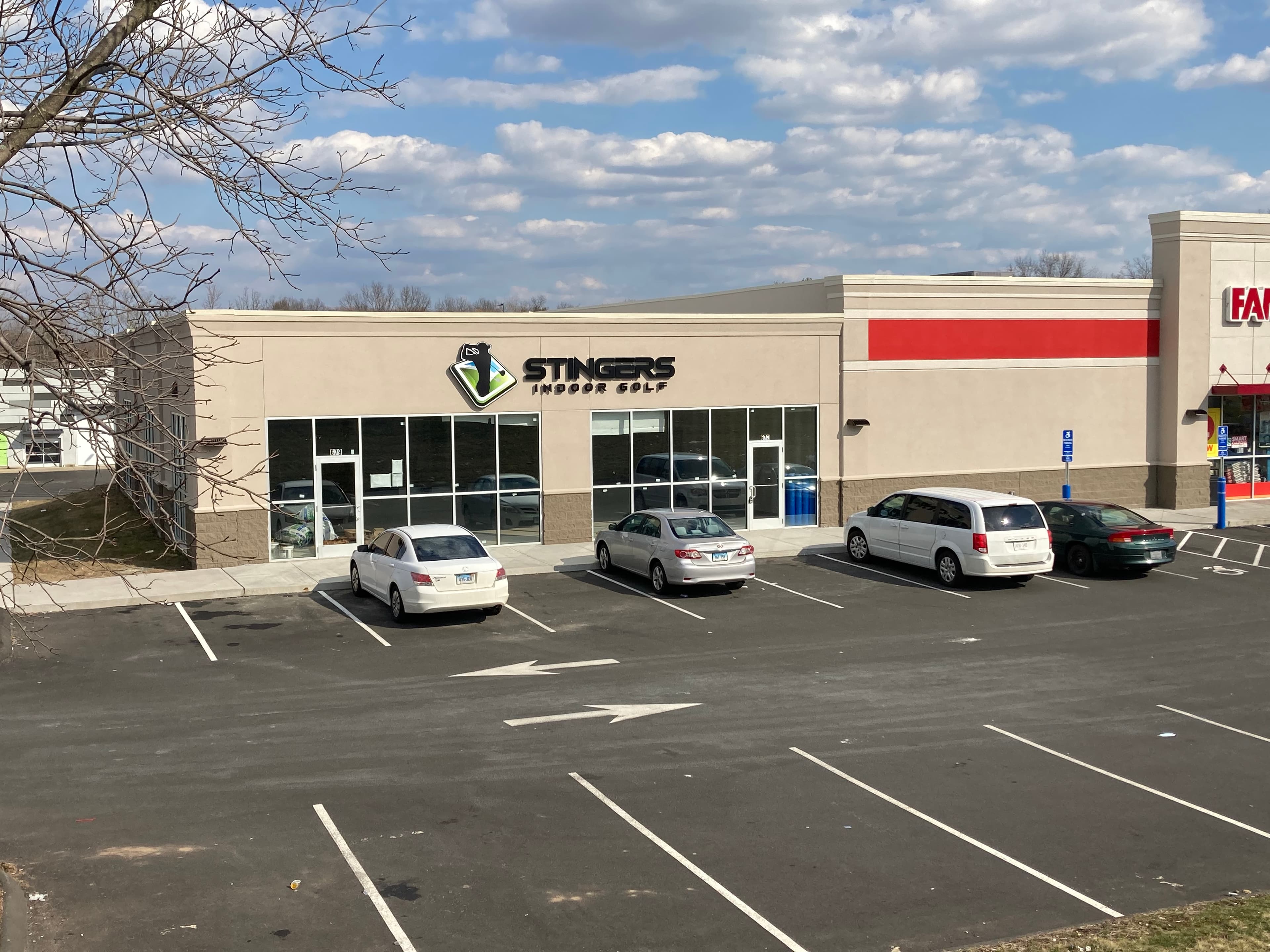 Stingers Indoor Golf - Image 7