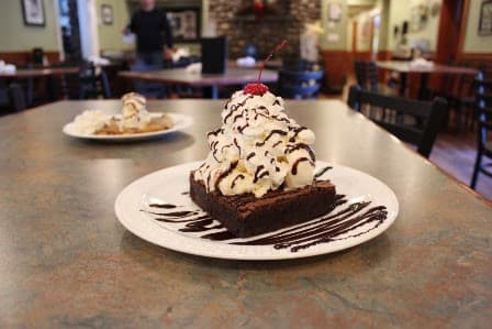 Back Nine Tavern at Southington Country Club - Image 4