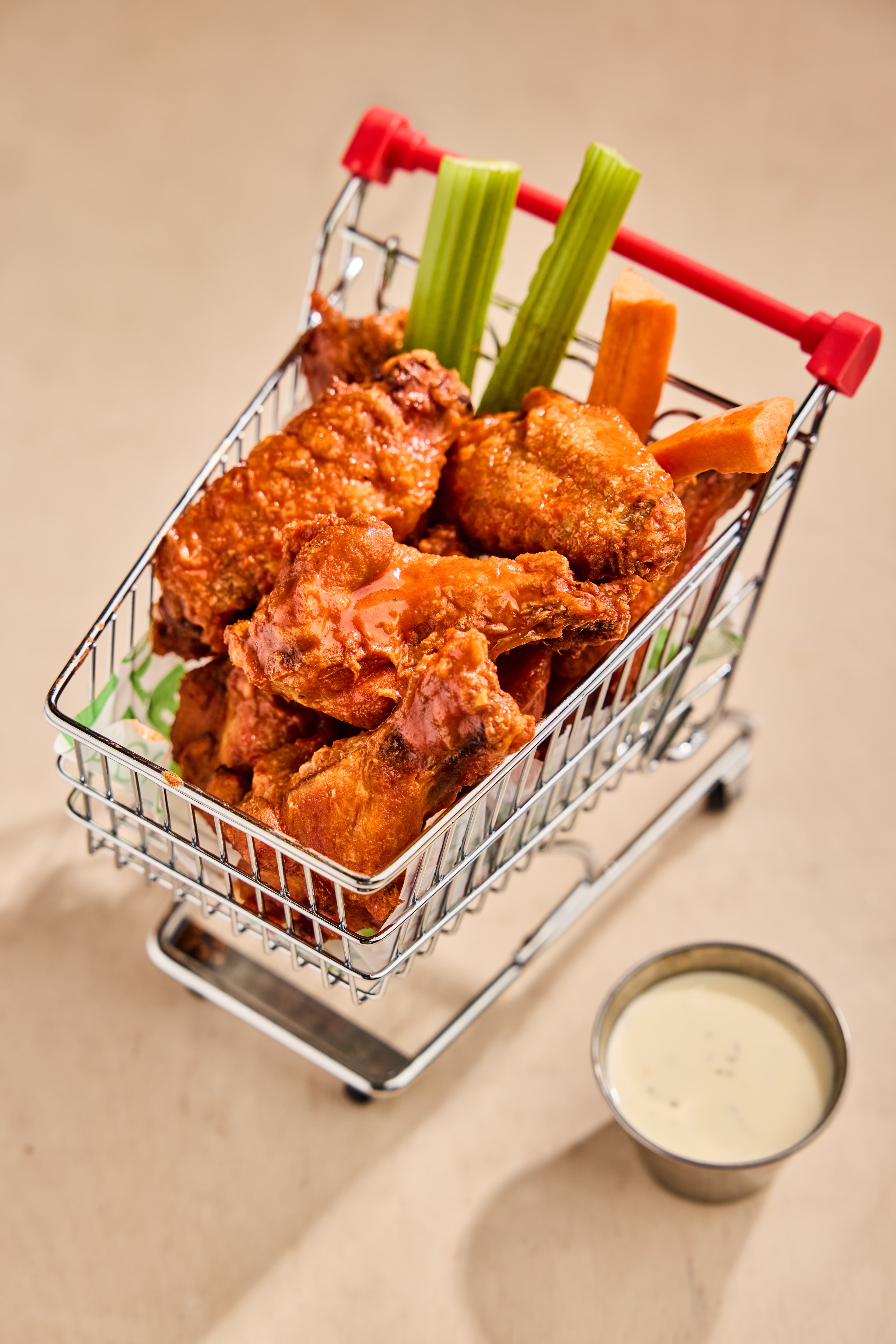 Holey Moley Golf Club Irvine - Image 2