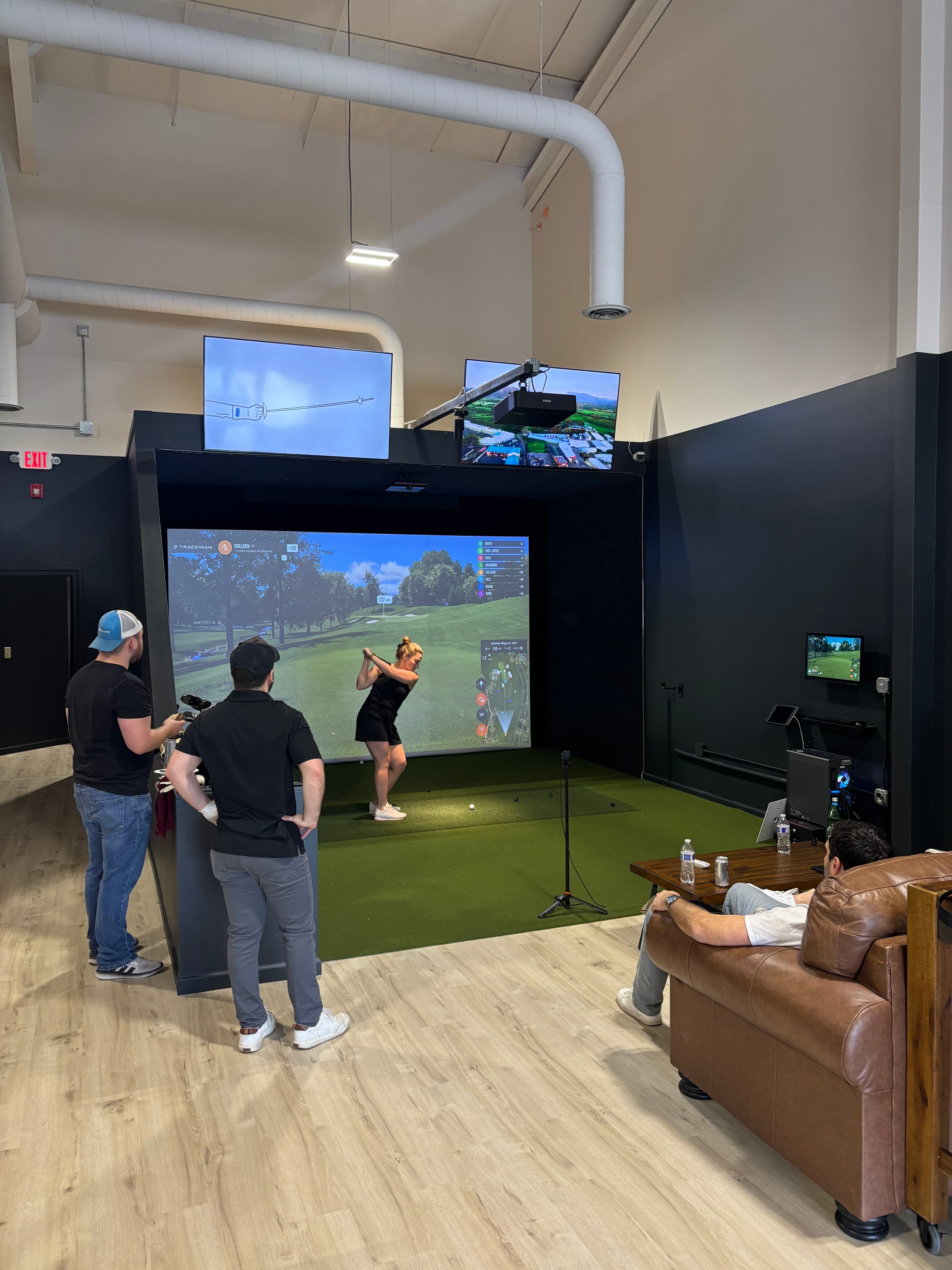 Ohio Golf Lounge - Image 8