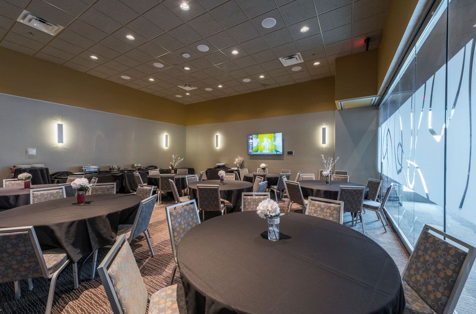 Main Event Suwanee - Image 9