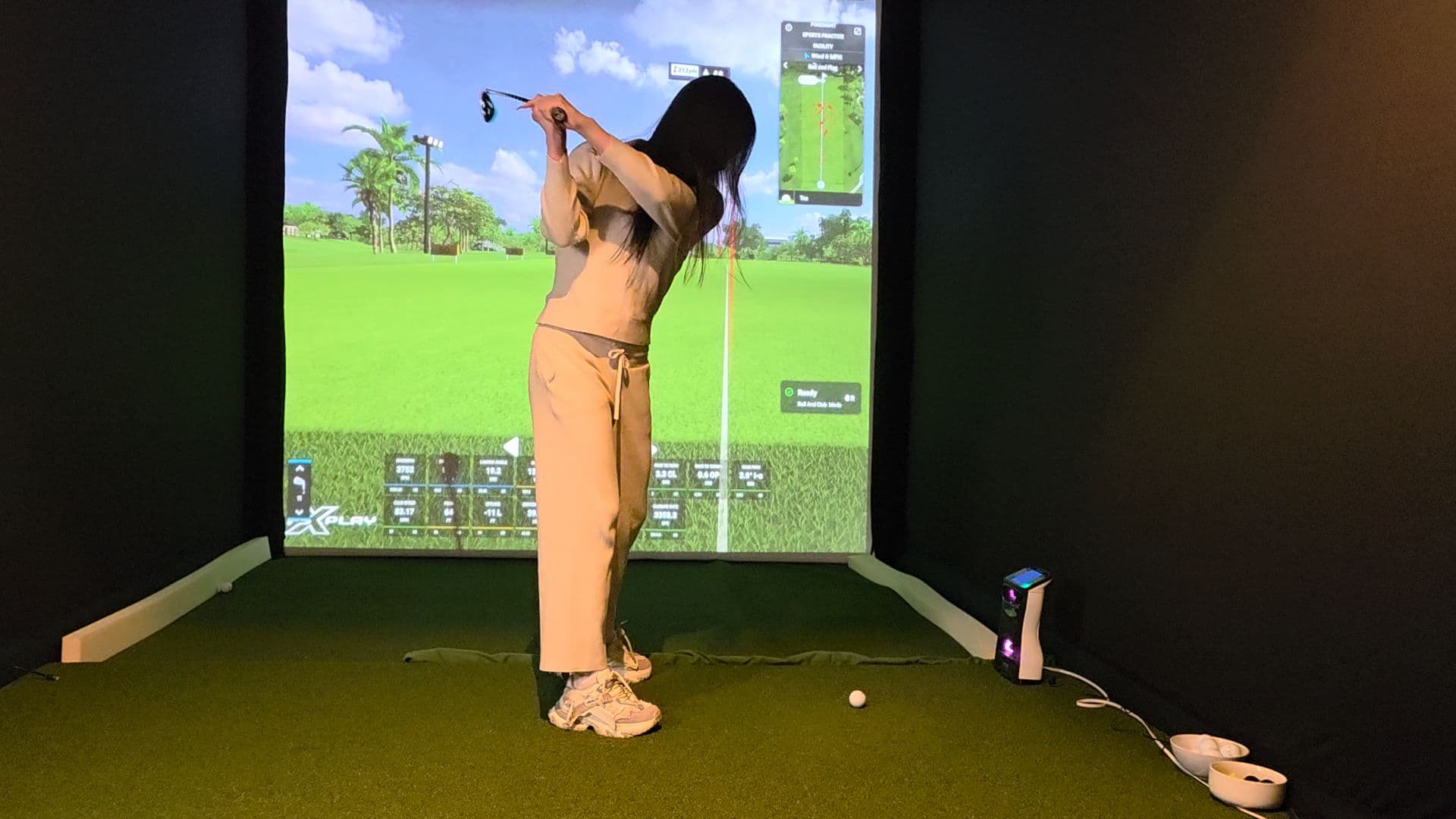 Indoor Golf Swing
