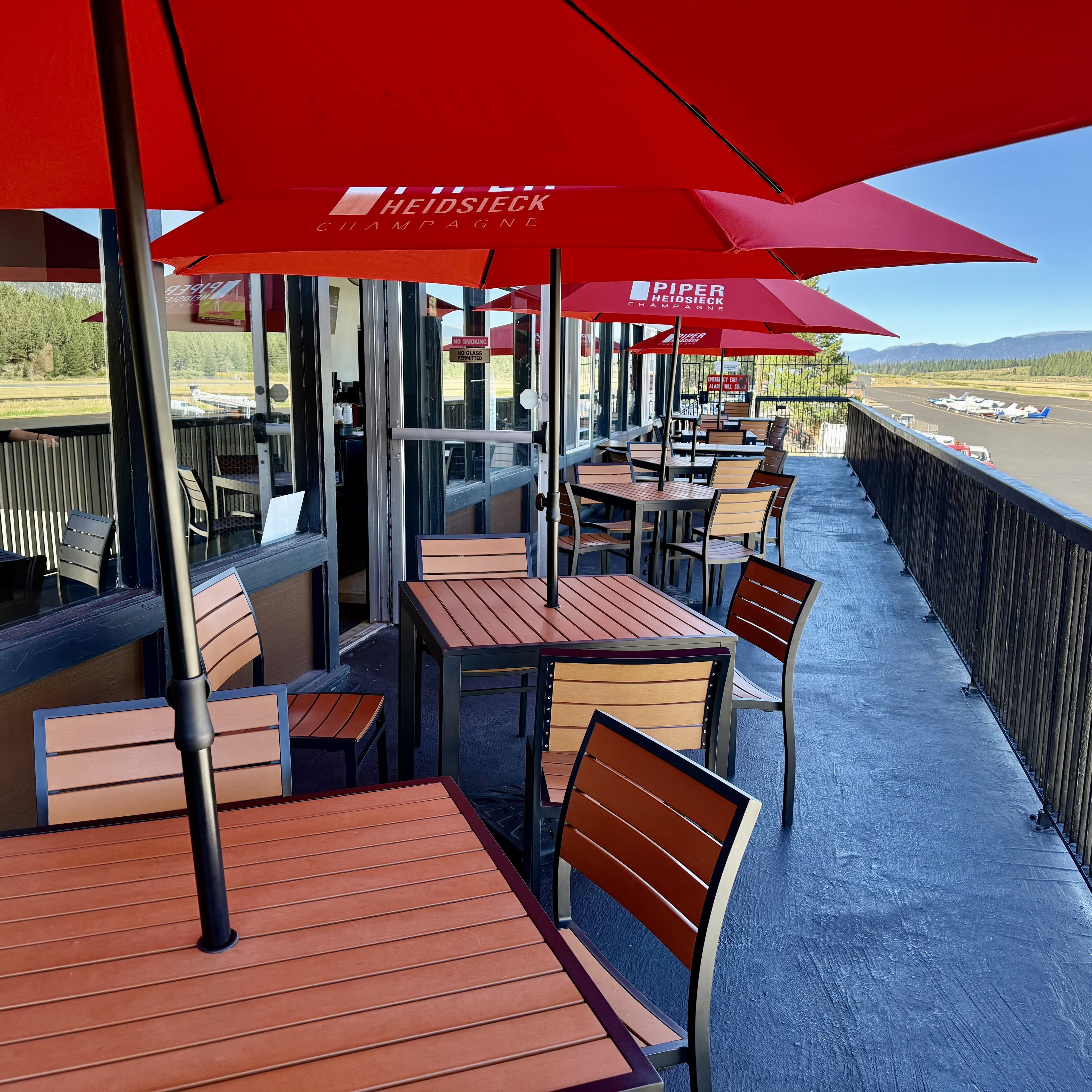 Flight Deck Grill & Golf Club - Image 3