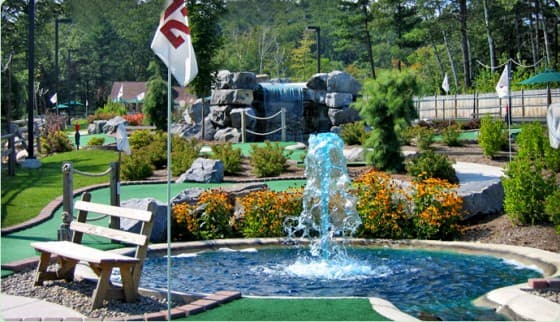 Lumberjack Pass Miniature Golf - Image 5