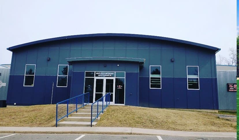 Tee Times Indoor Golf - Image 1