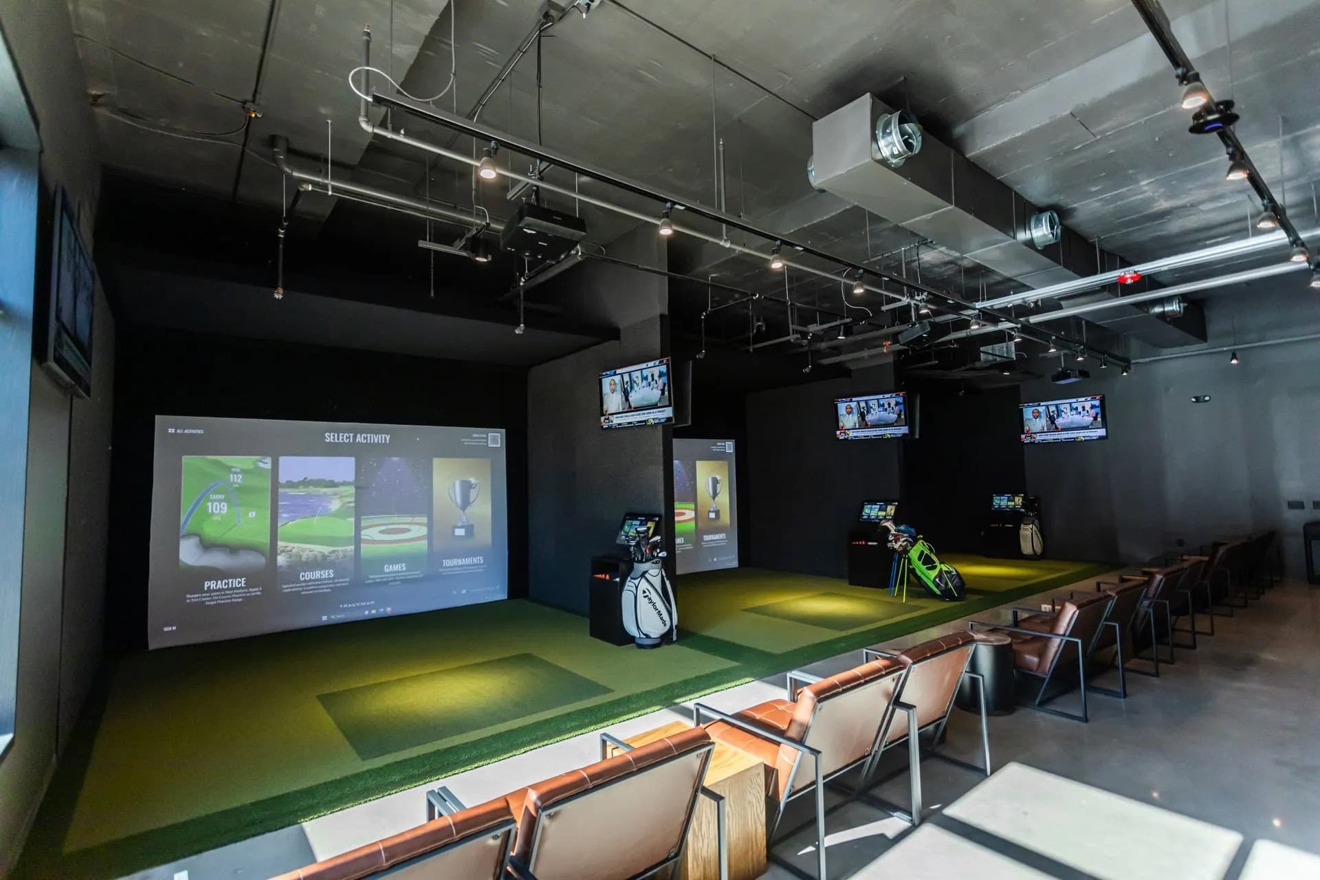 West Texas Golf Lounge - Image 1