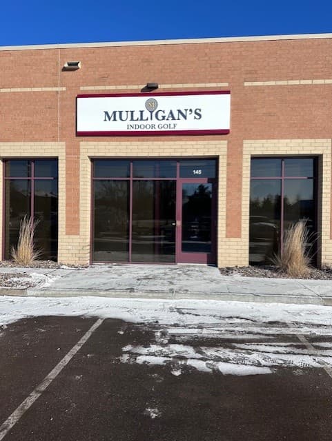 Mulligan's Indoor Golf - Image 6