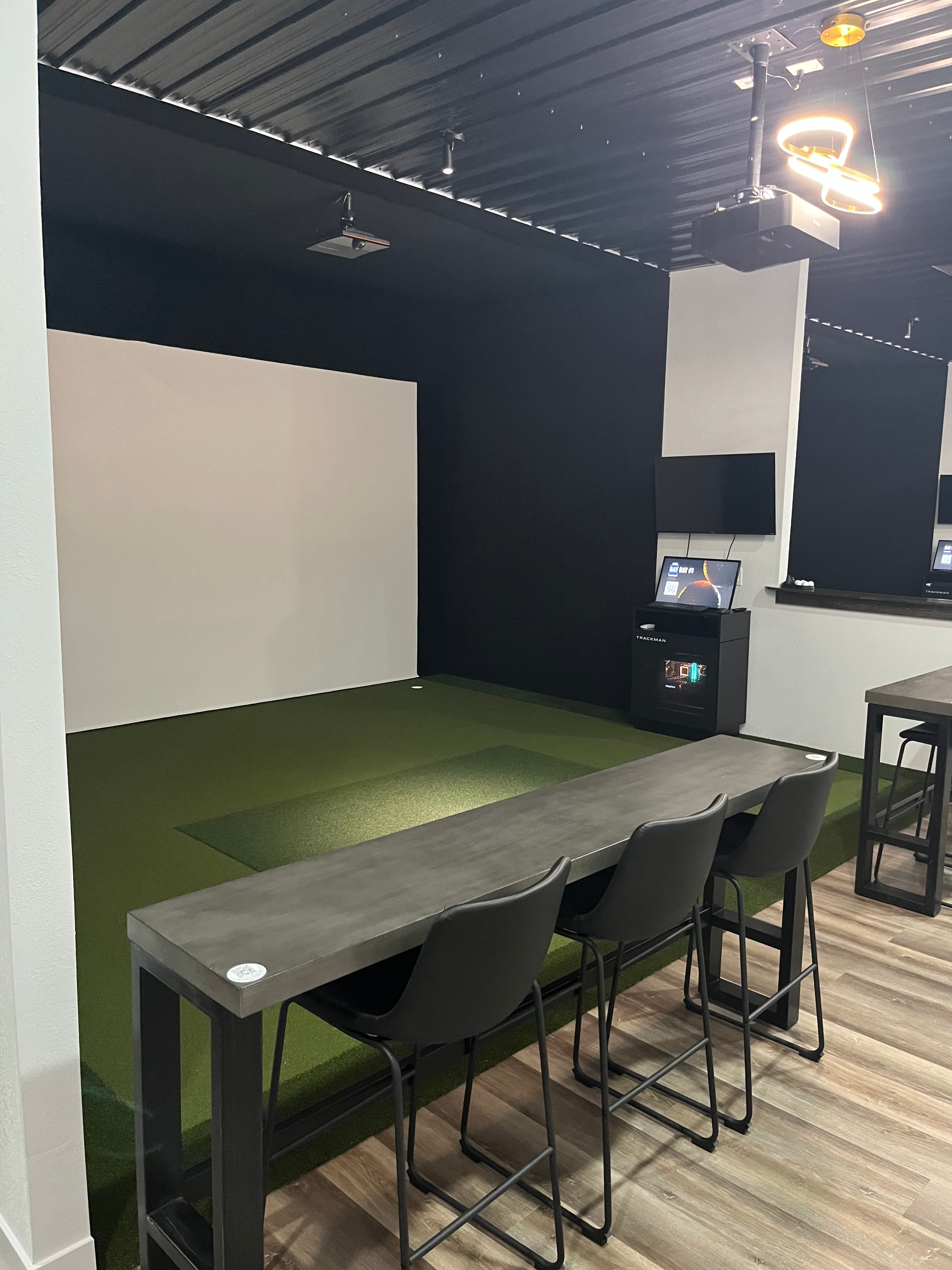 Schooters & Co. - Image 2