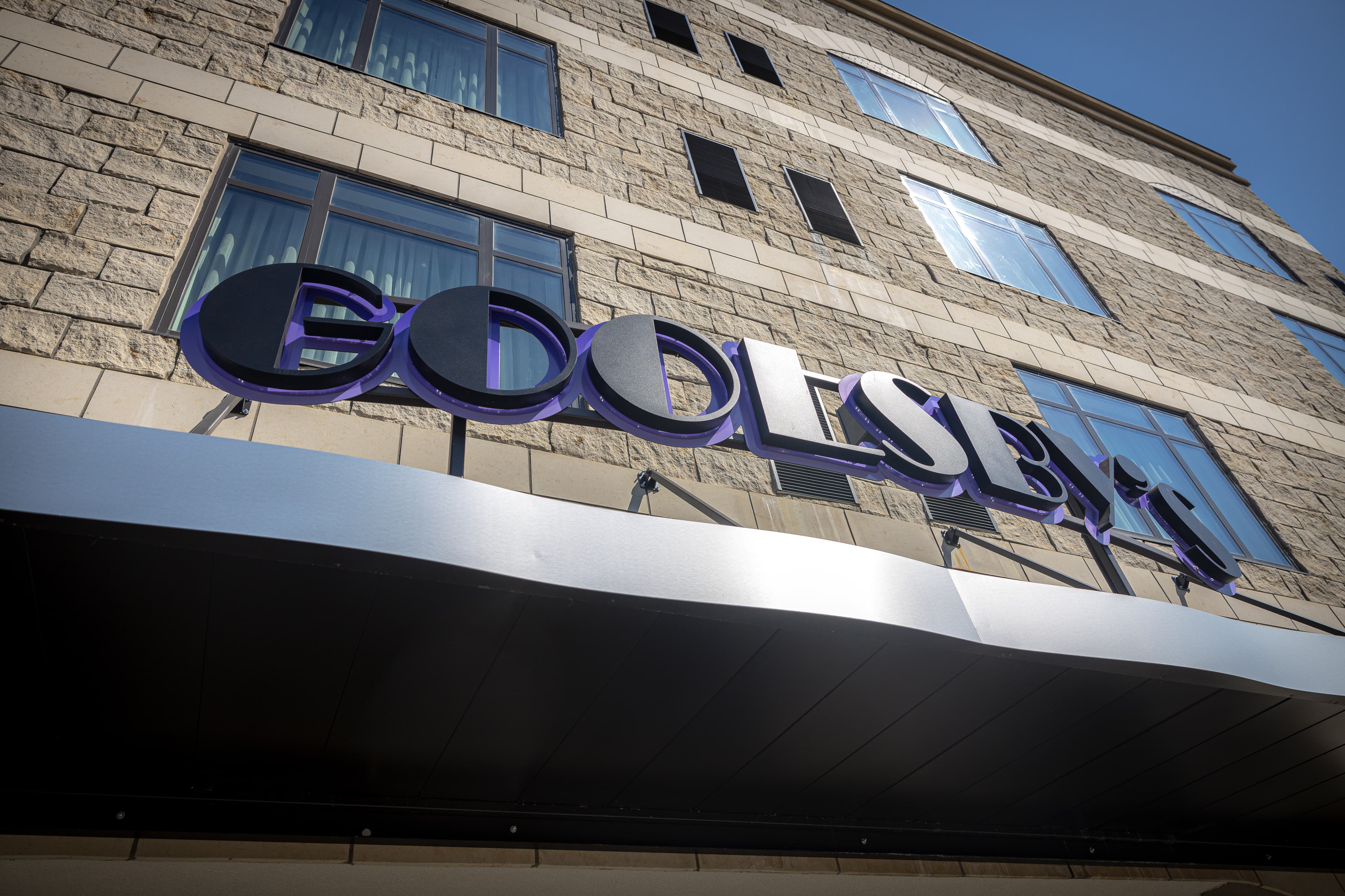 GOOLSBY’S - Image 1