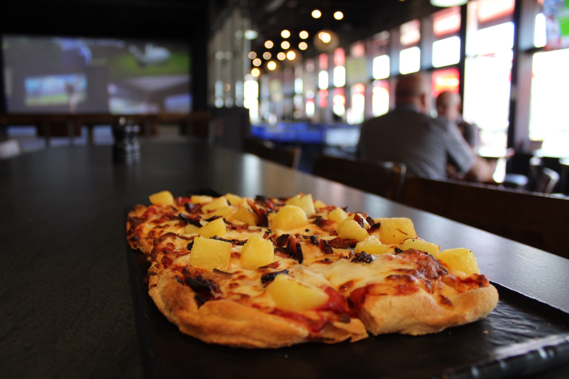 Flight Deck Grill & Golf Club - Image 6