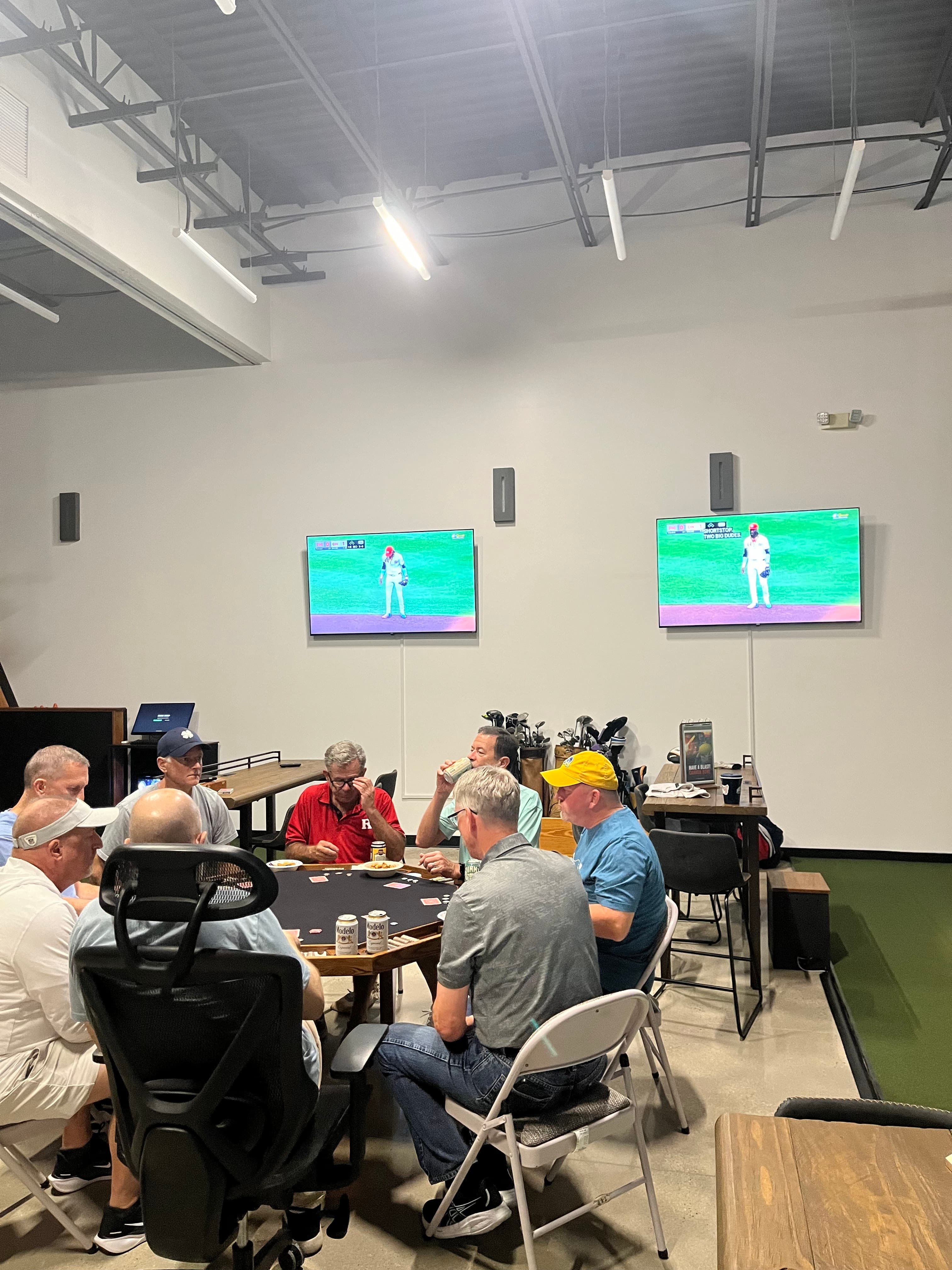 Fox Den Indoor Golf - Image 9